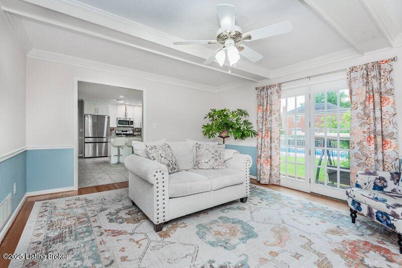 Louisville, KY 40242,2402 Marymount Ct