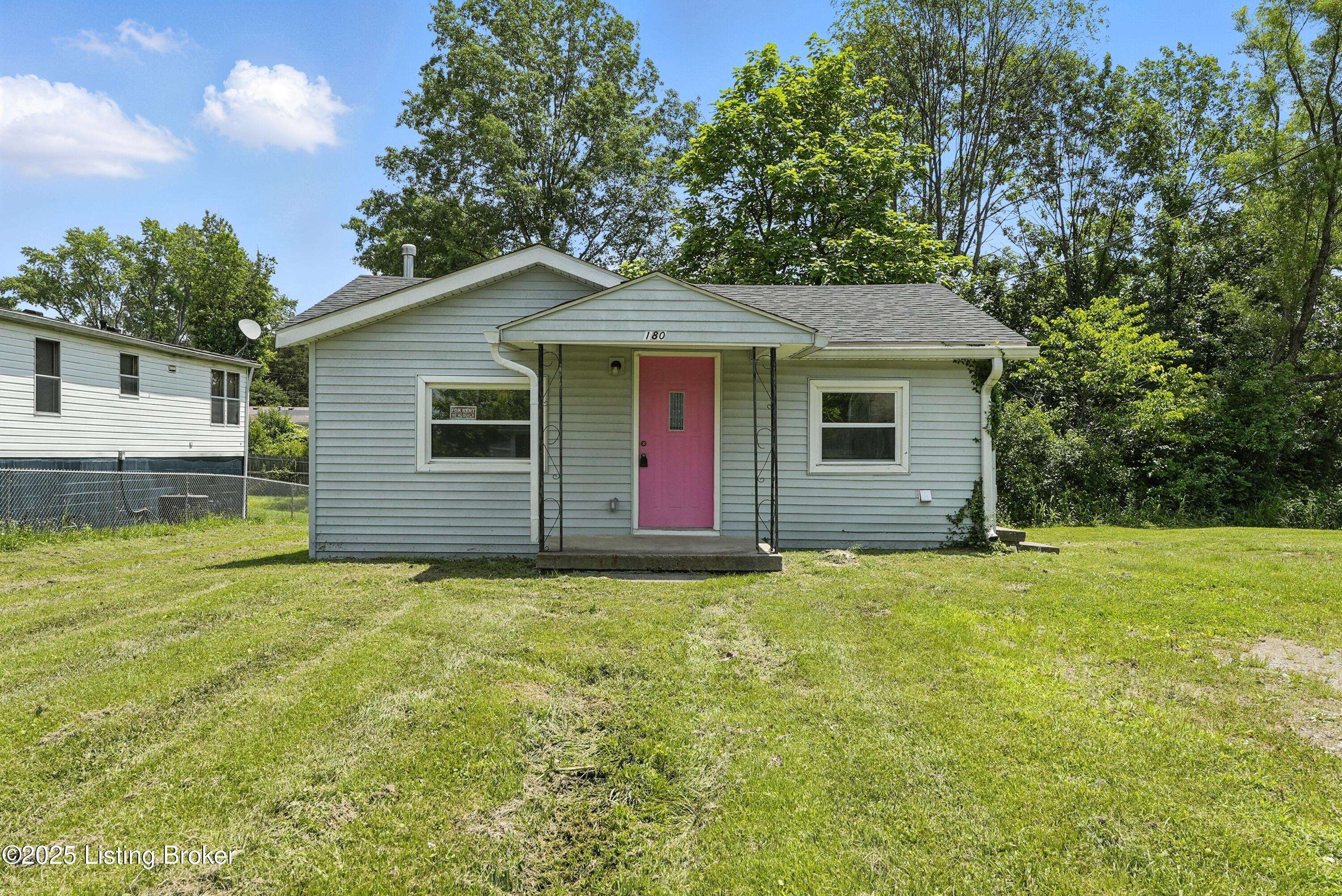 Shepherdsville, KY 40165,180 Hackberry Ln