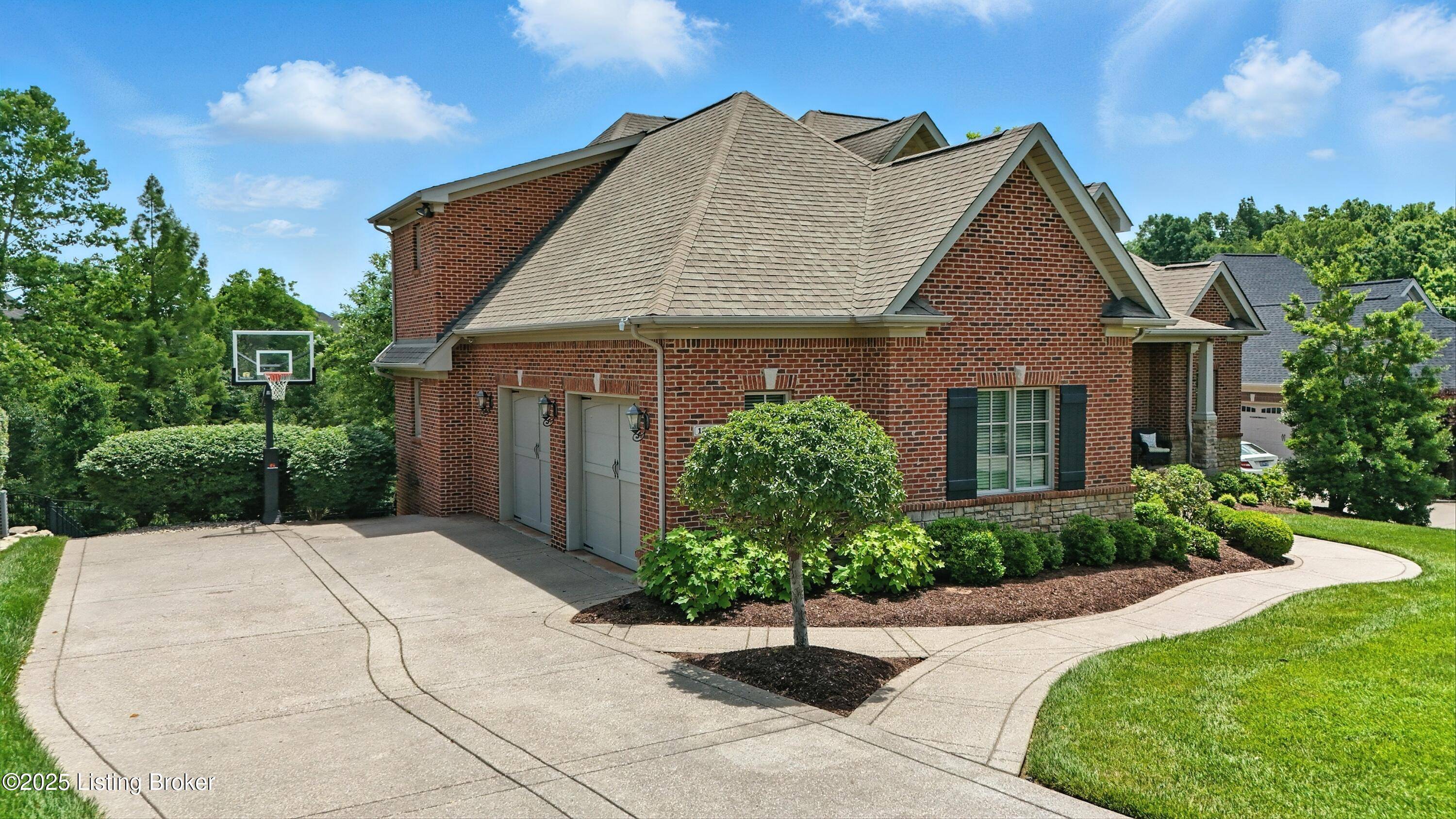Fisherville, KY 40023,1302 Shakes View Ct