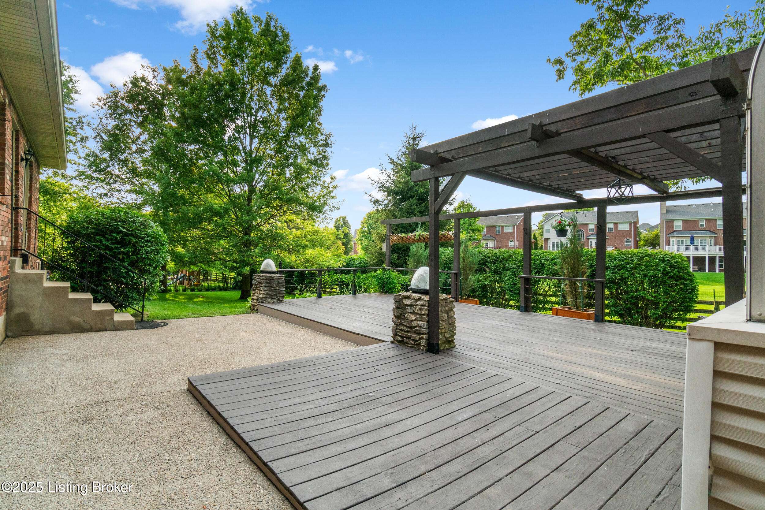 Louisville, KY 40299,8819 Tranquil Valley Ln