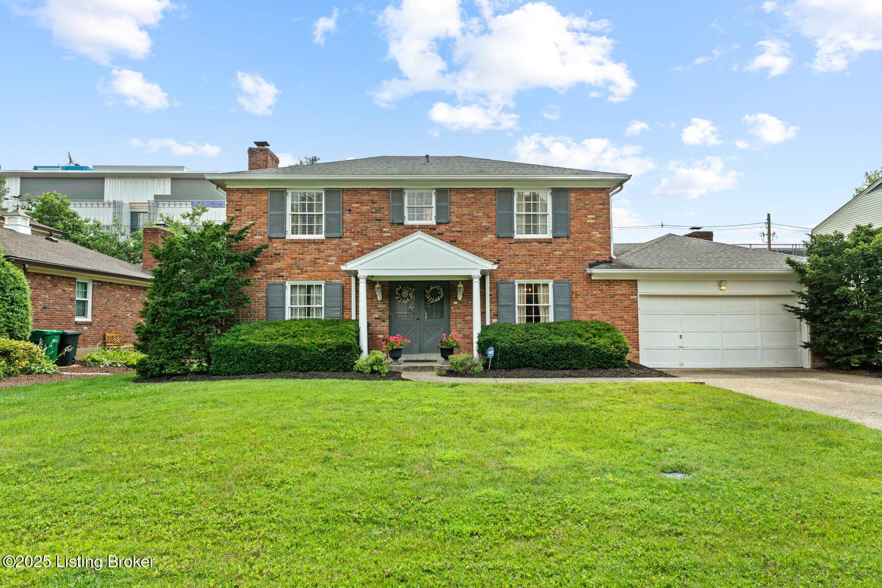 Louisville, KY 40222,1906 Warrington WAY