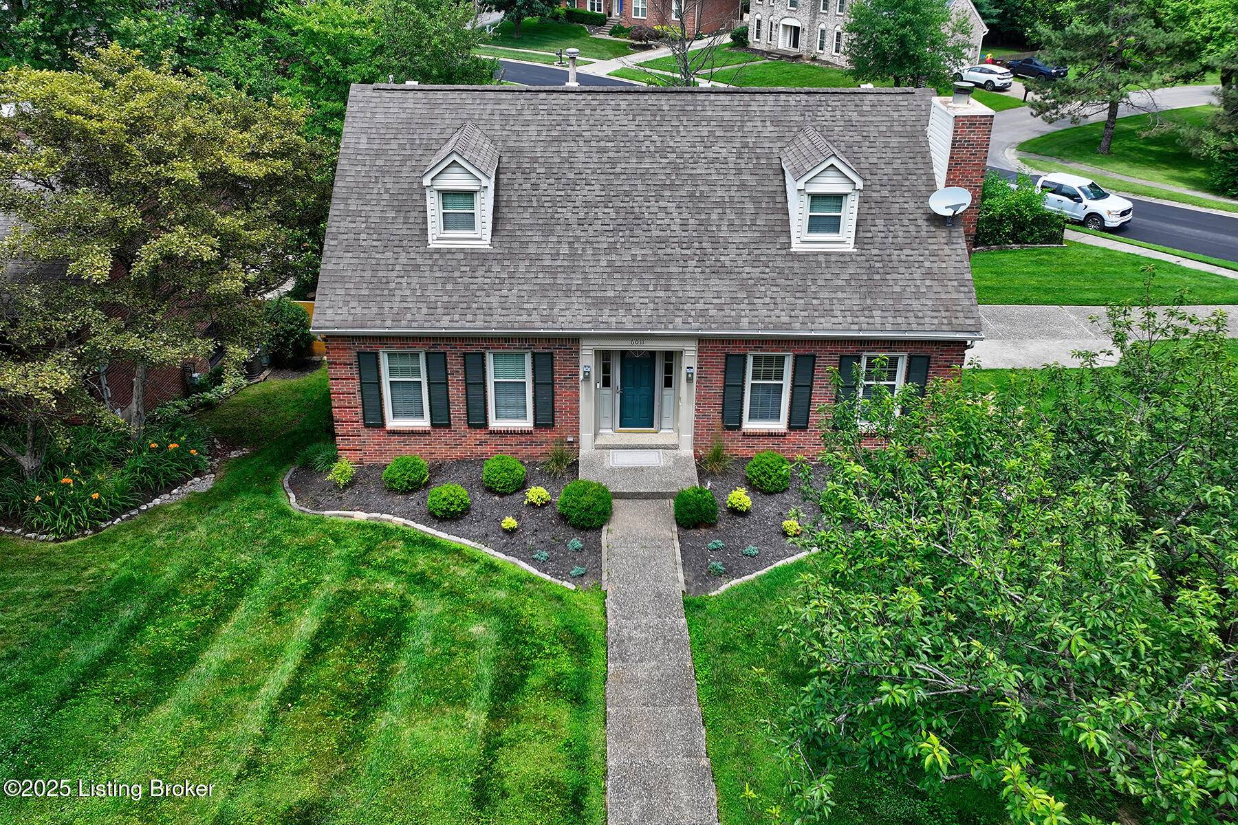Louisville, KY 40207,6011 Windsong Ct