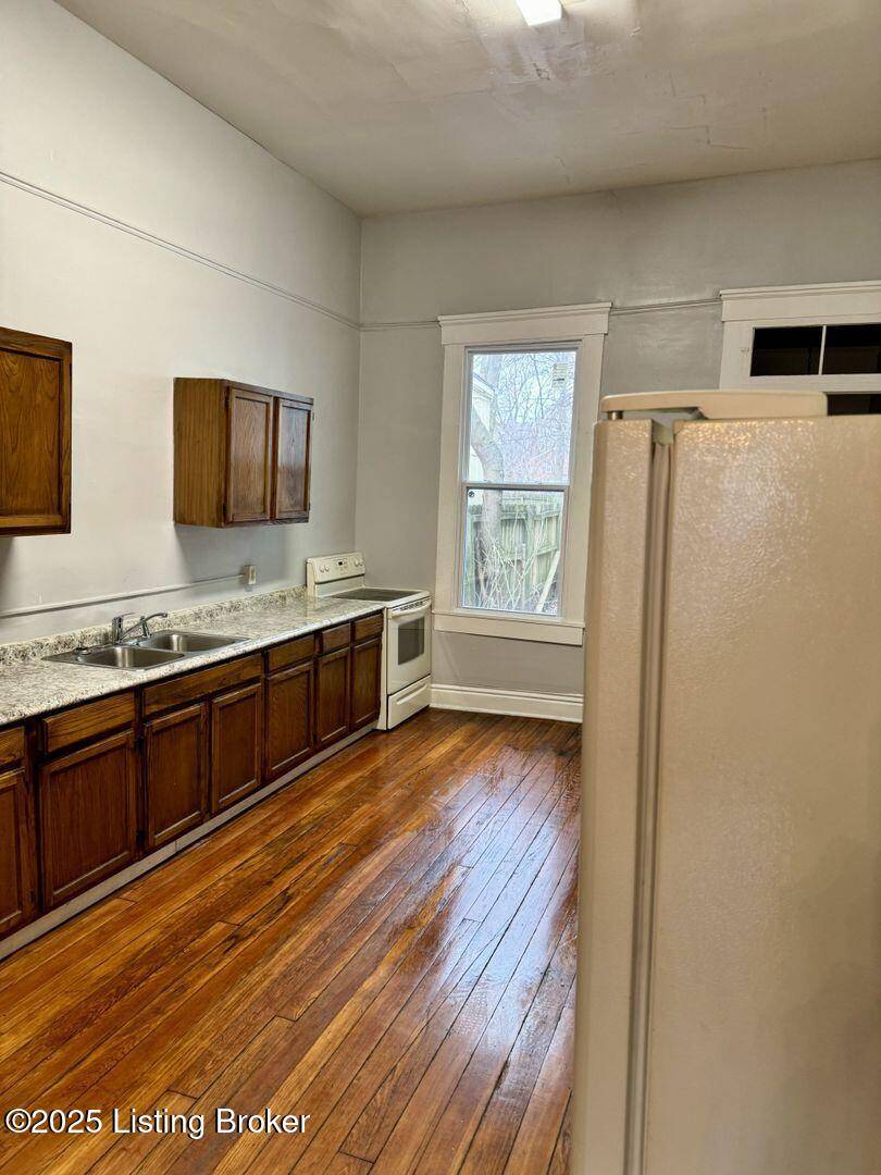 Louisville, KY 40203,1236 S Floyd St #1