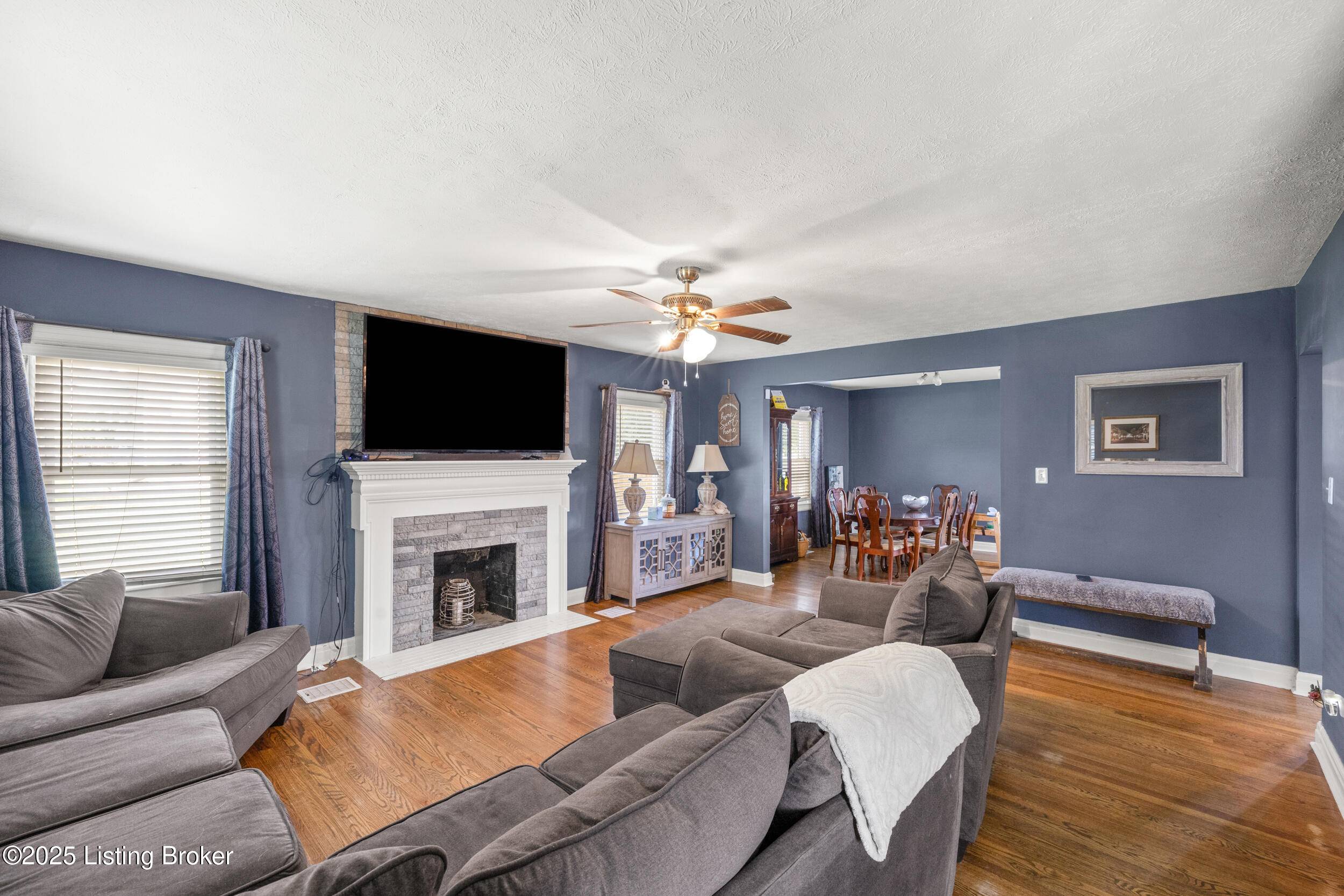 Frankfort, KY 40601,908 Chestnut Ave