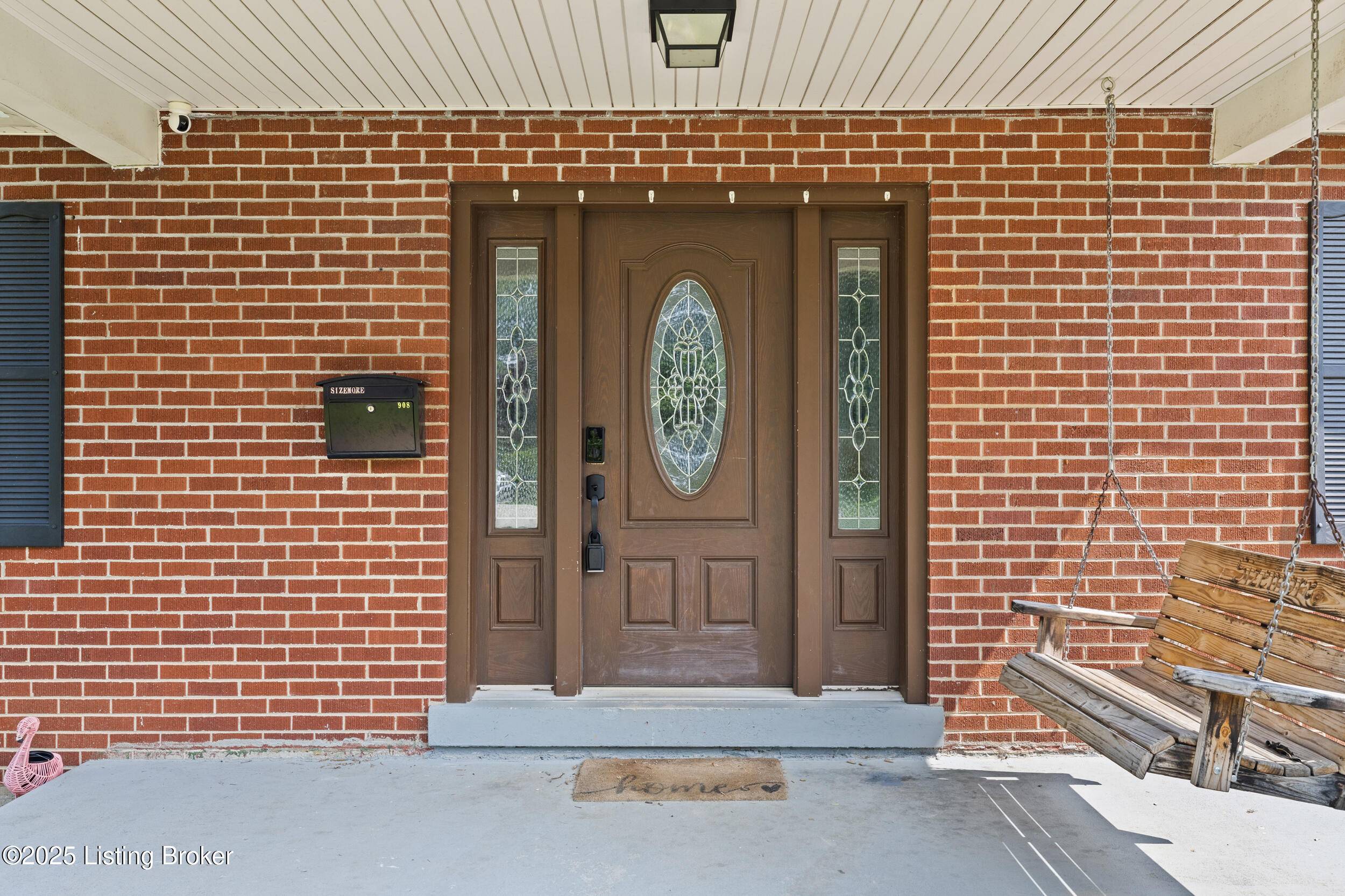 Frankfort, KY 40601,908 Chestnut Ave