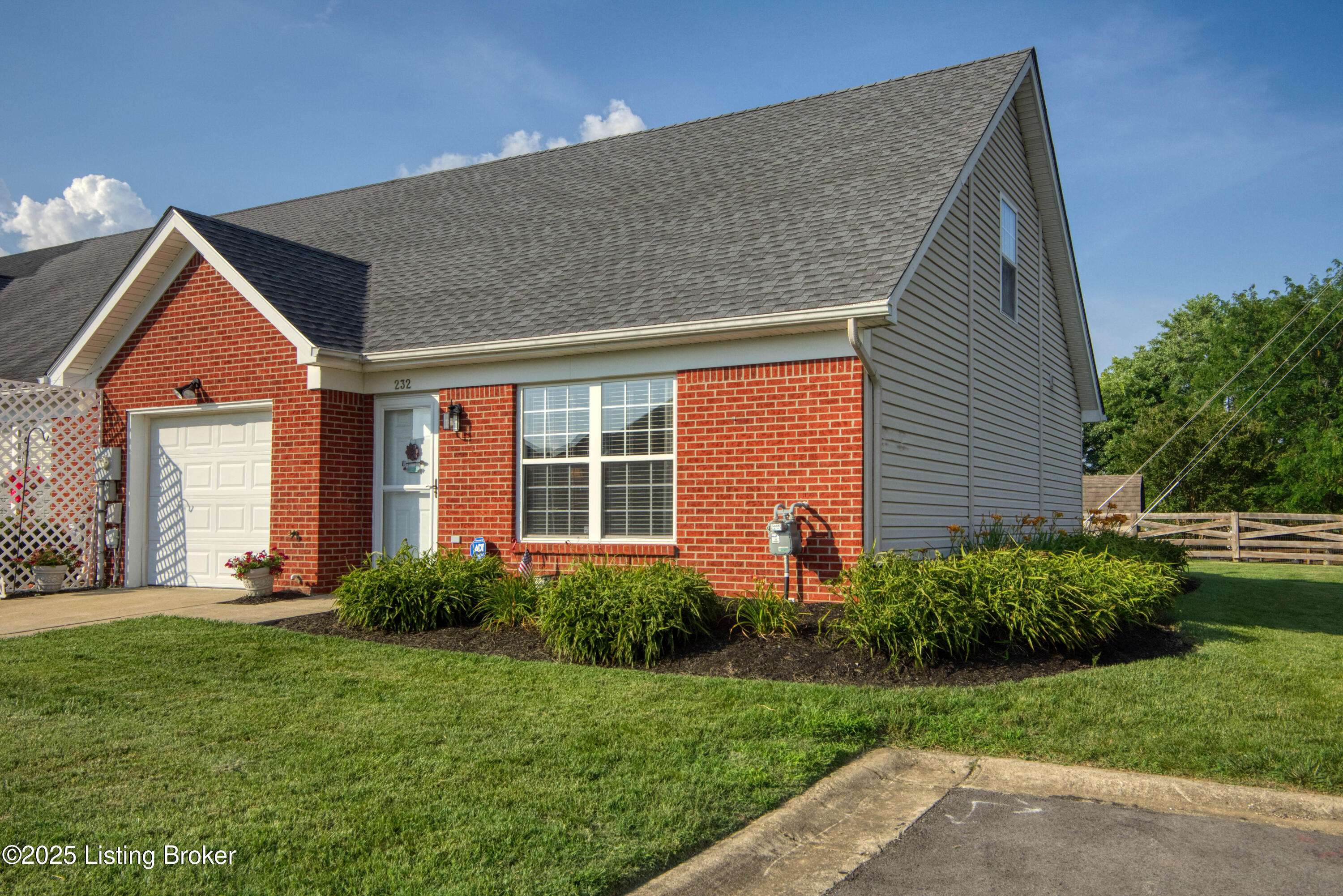 Mt Washington, KY 40047,232 Woodpointe Ct