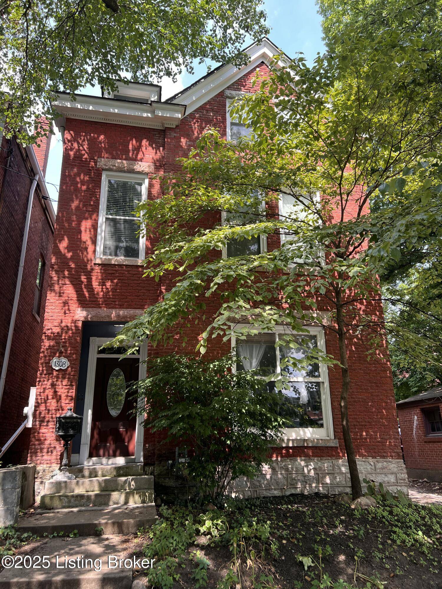Louisville, KY 40208,1308 S 2nd St