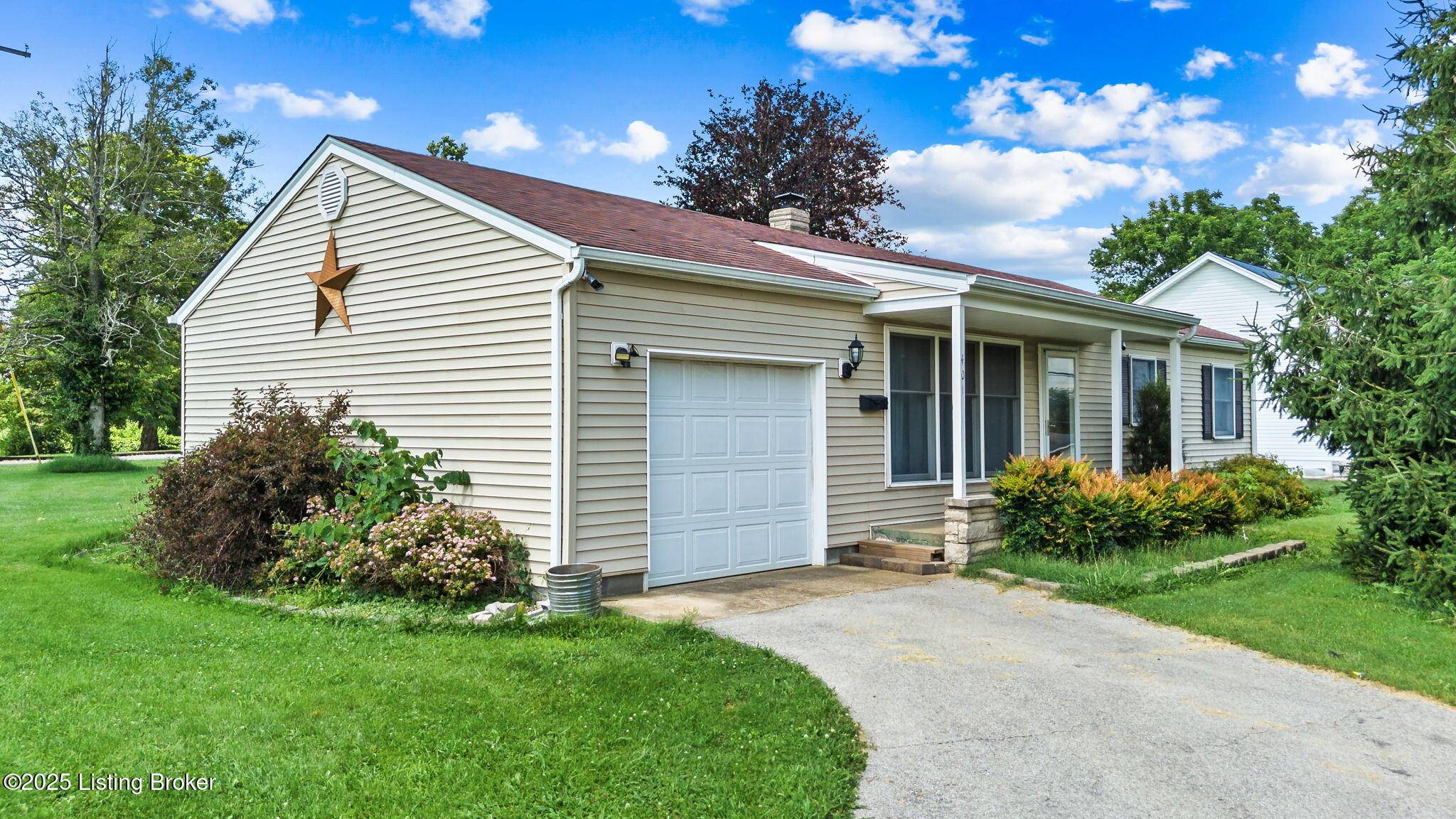 Vine Grove, KY 40175,401 Highland Ave