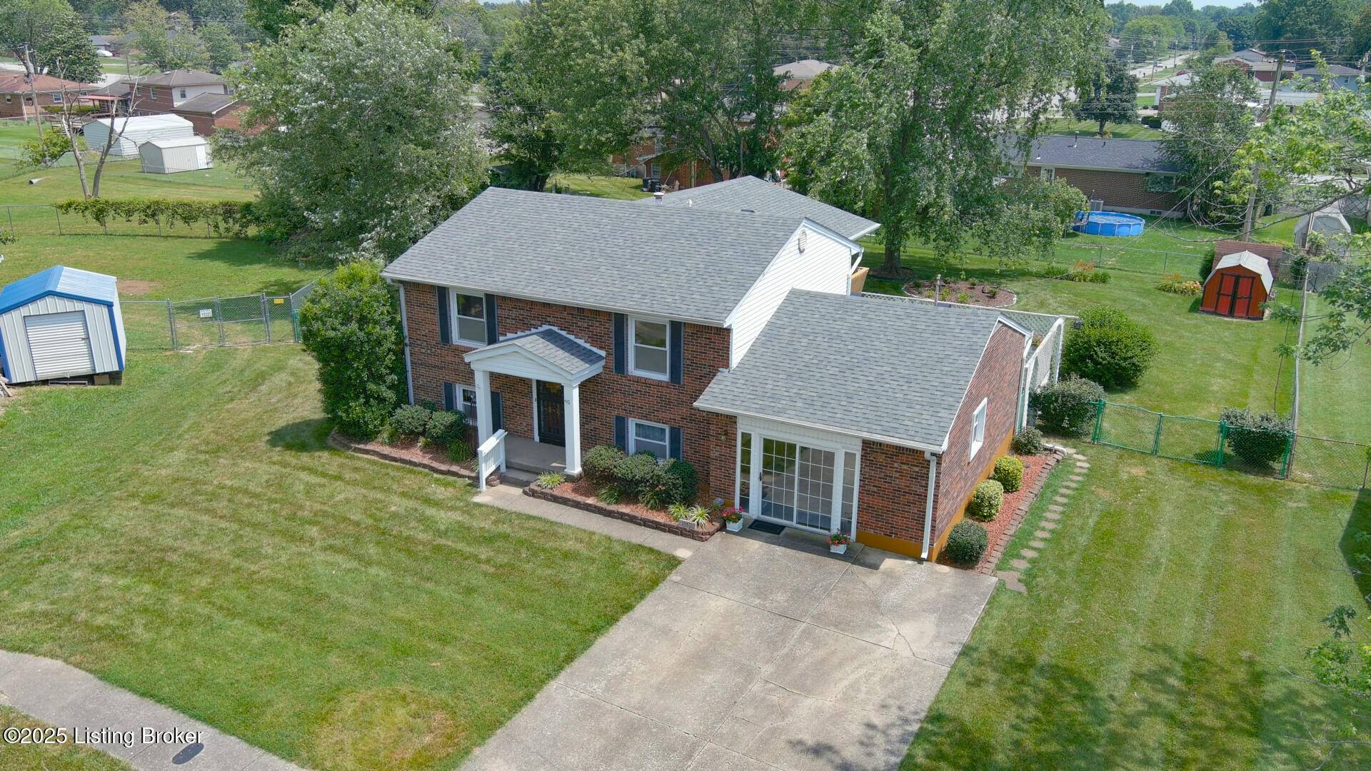 Radcliff, KY 40160,242 Senate Cir