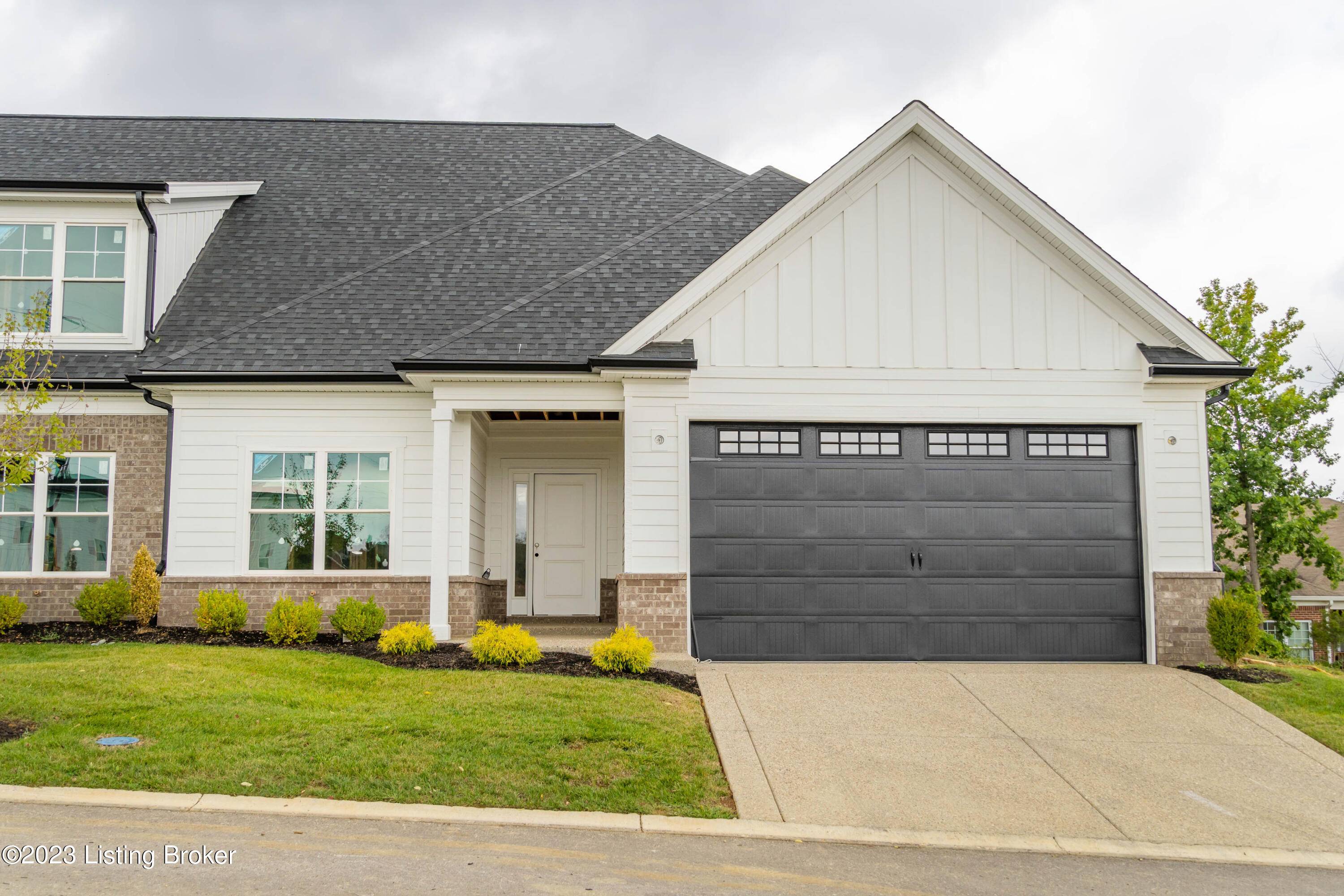 Louisville, KY 40245,14617 Reserve Park Pl #1