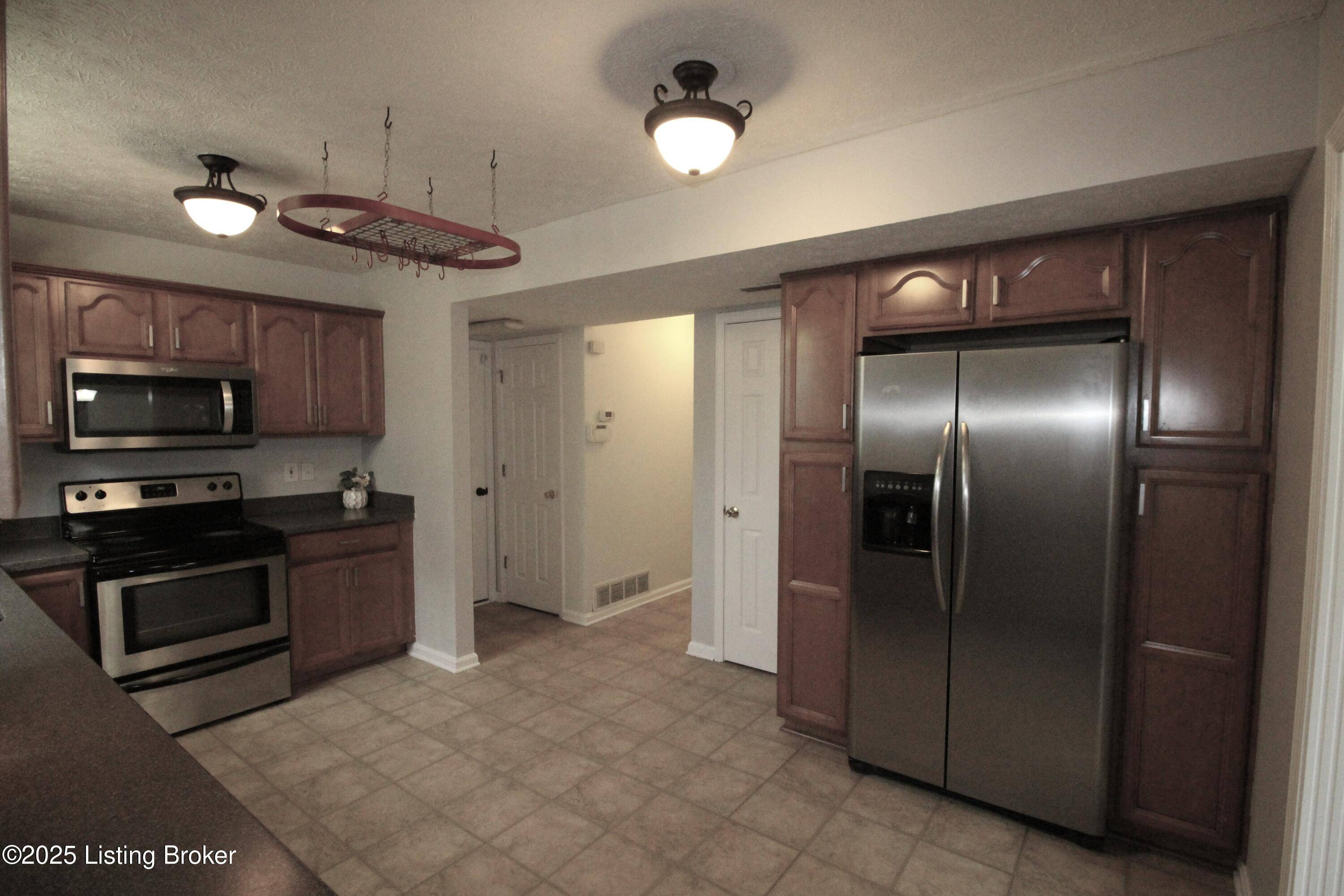 Radcliff, KY 40160,105 Wayne Way WAY