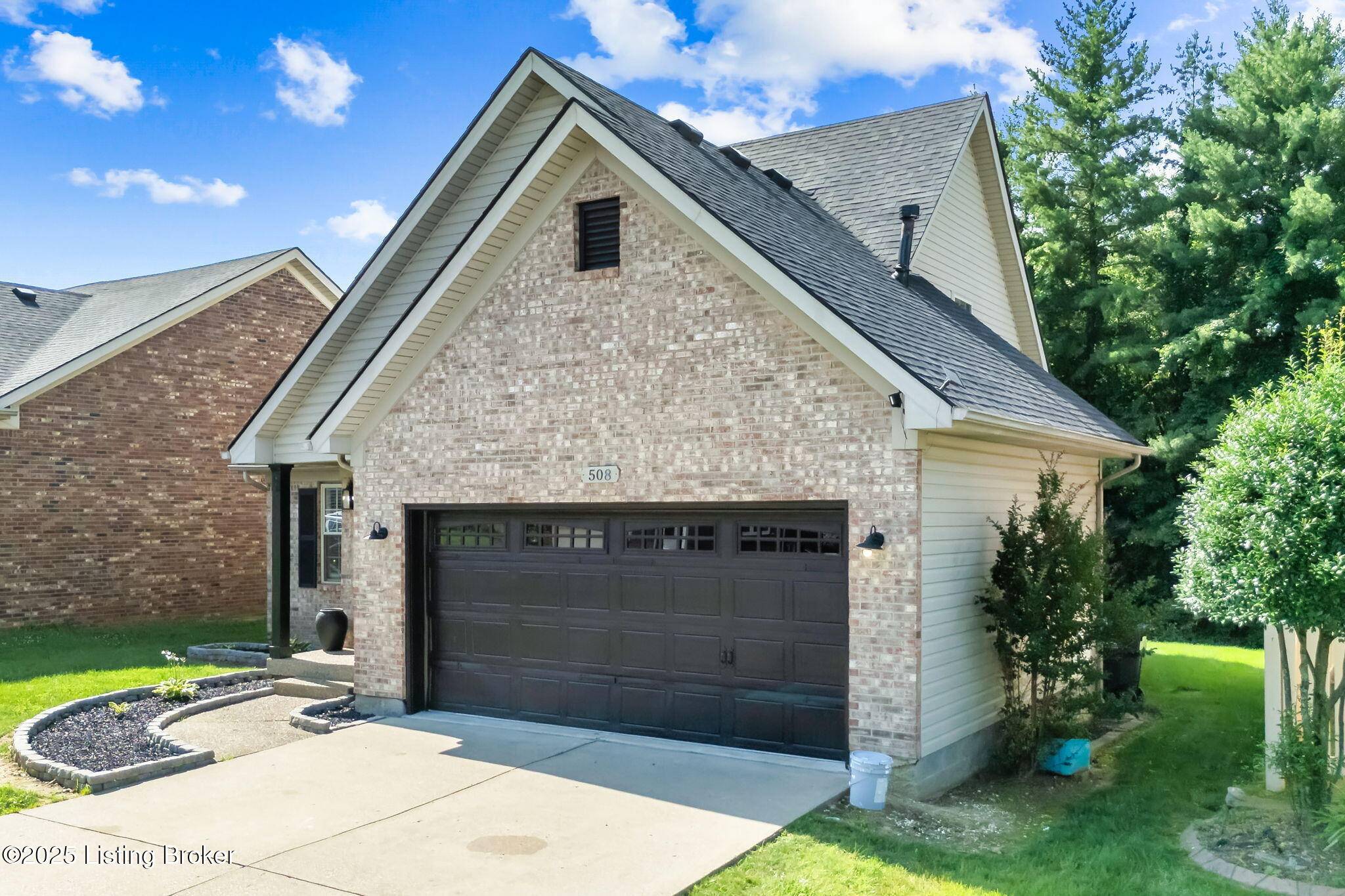 Louisville, KY 40214,508 Auburn Oaks Dr