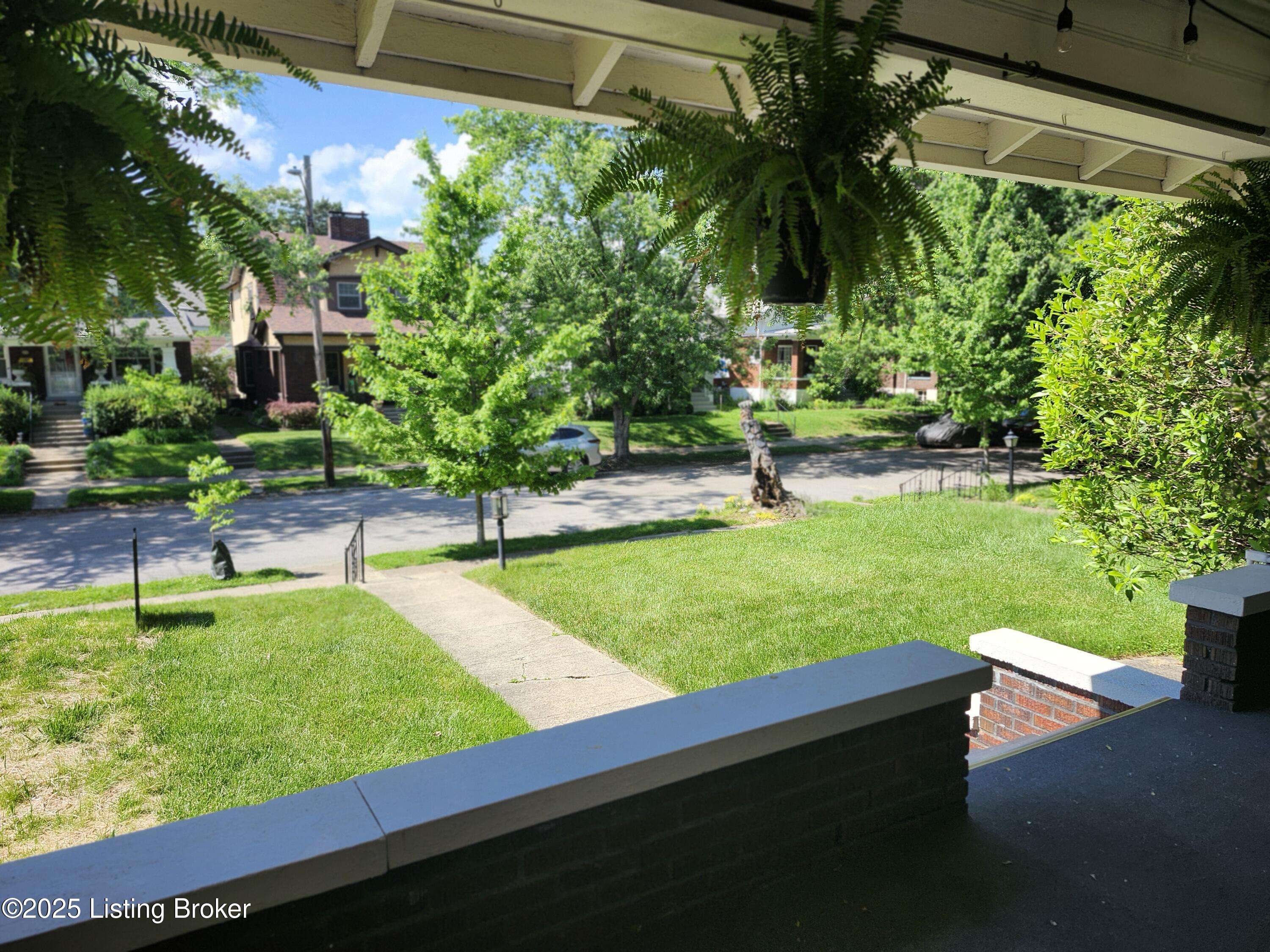 Louisville, KY 40205,1860 Alfresco Pl