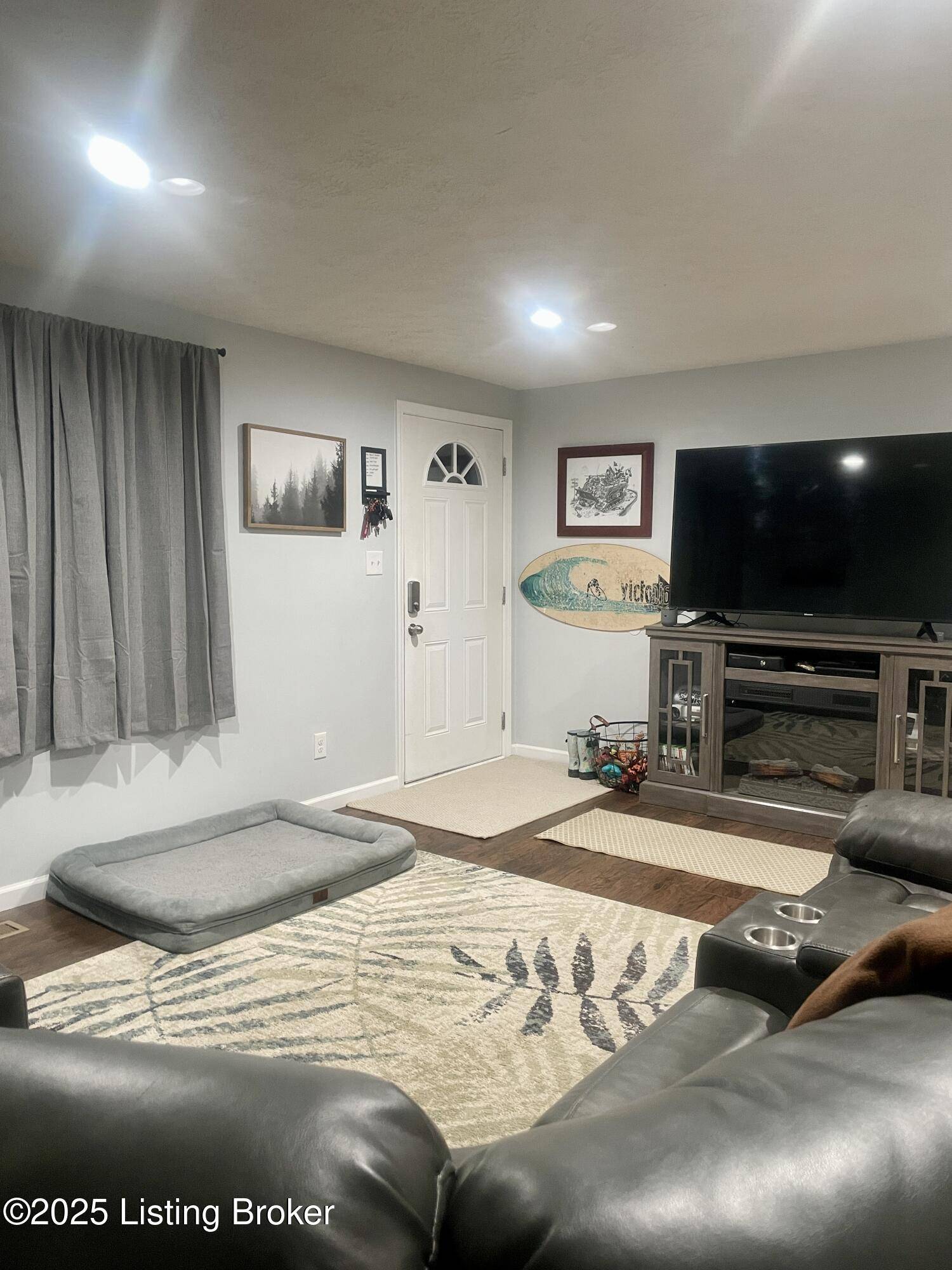 Louisville, KY 40258,6615 Capella Ln