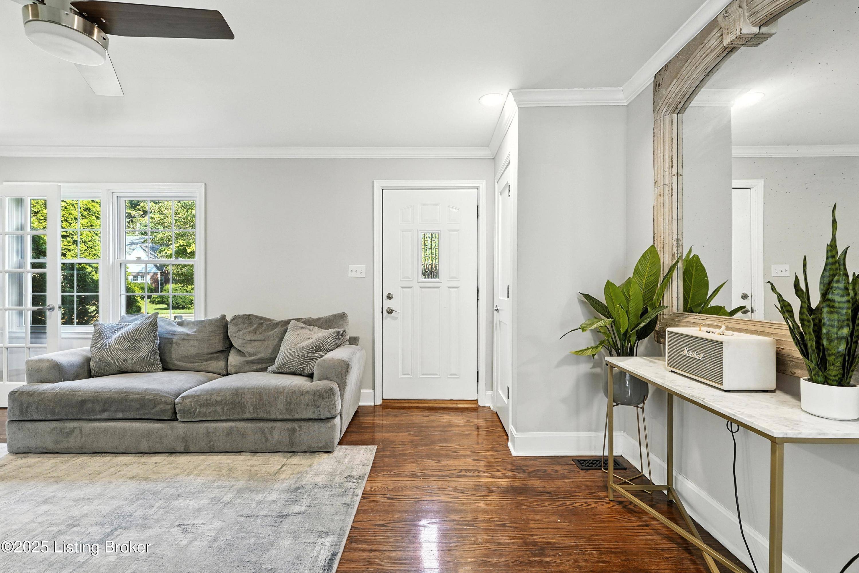 Louisville, KY 40205,1724 Trevilian WAY
