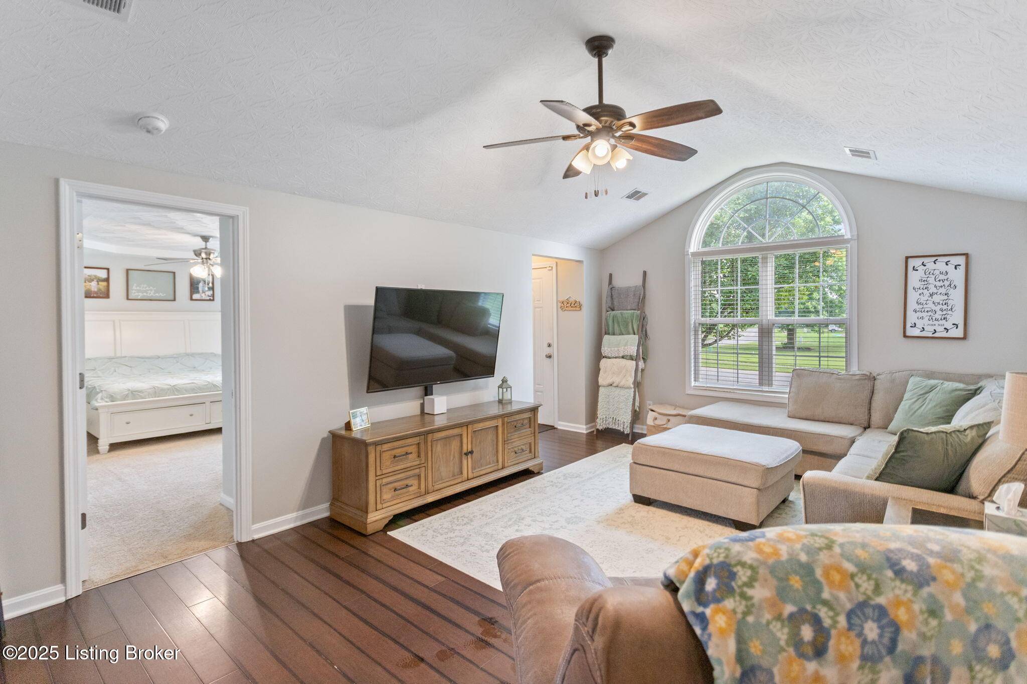 Mt Washington, KY 40047,405 Forest Ridge Dr