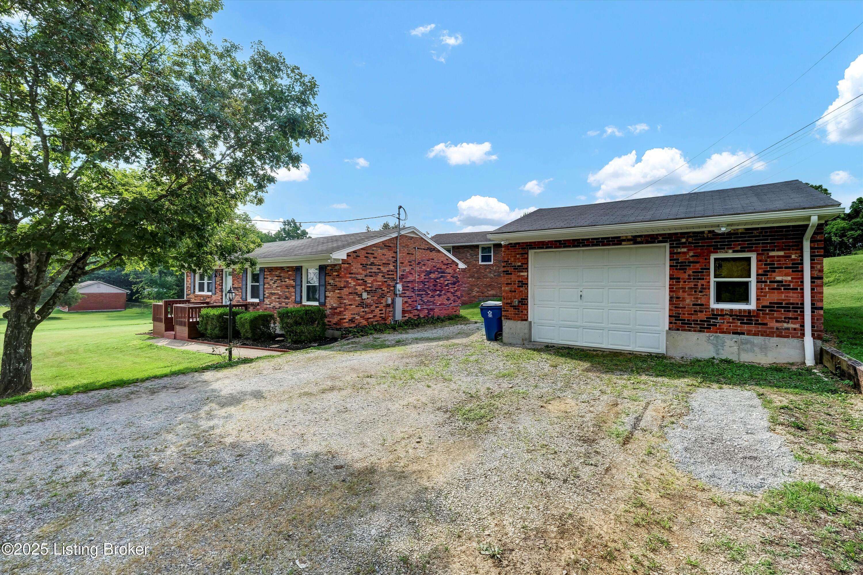 Crestwood, KY 40014,5316 Lee Ave