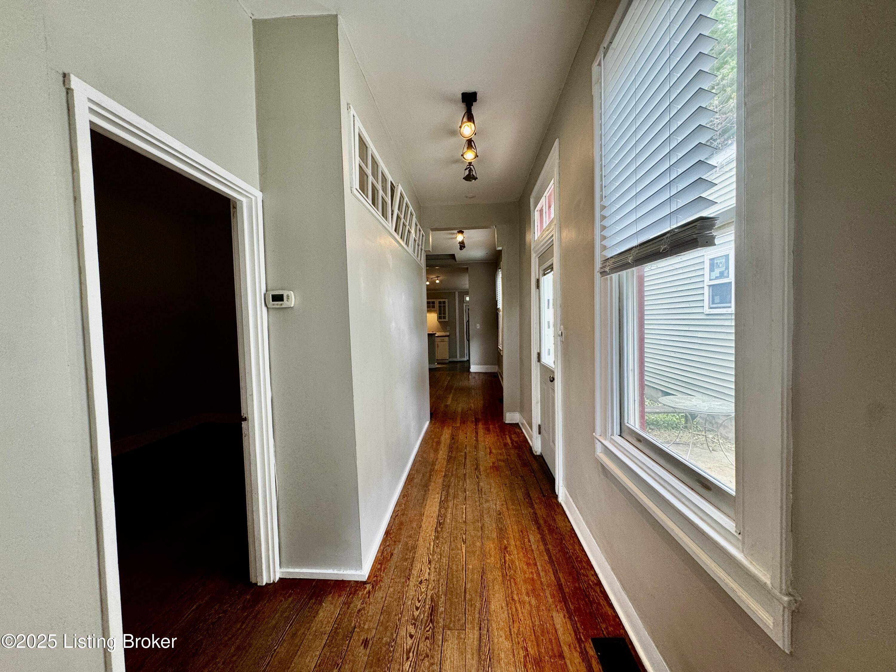 Louisville, KY 40204,1417 Debarr St
