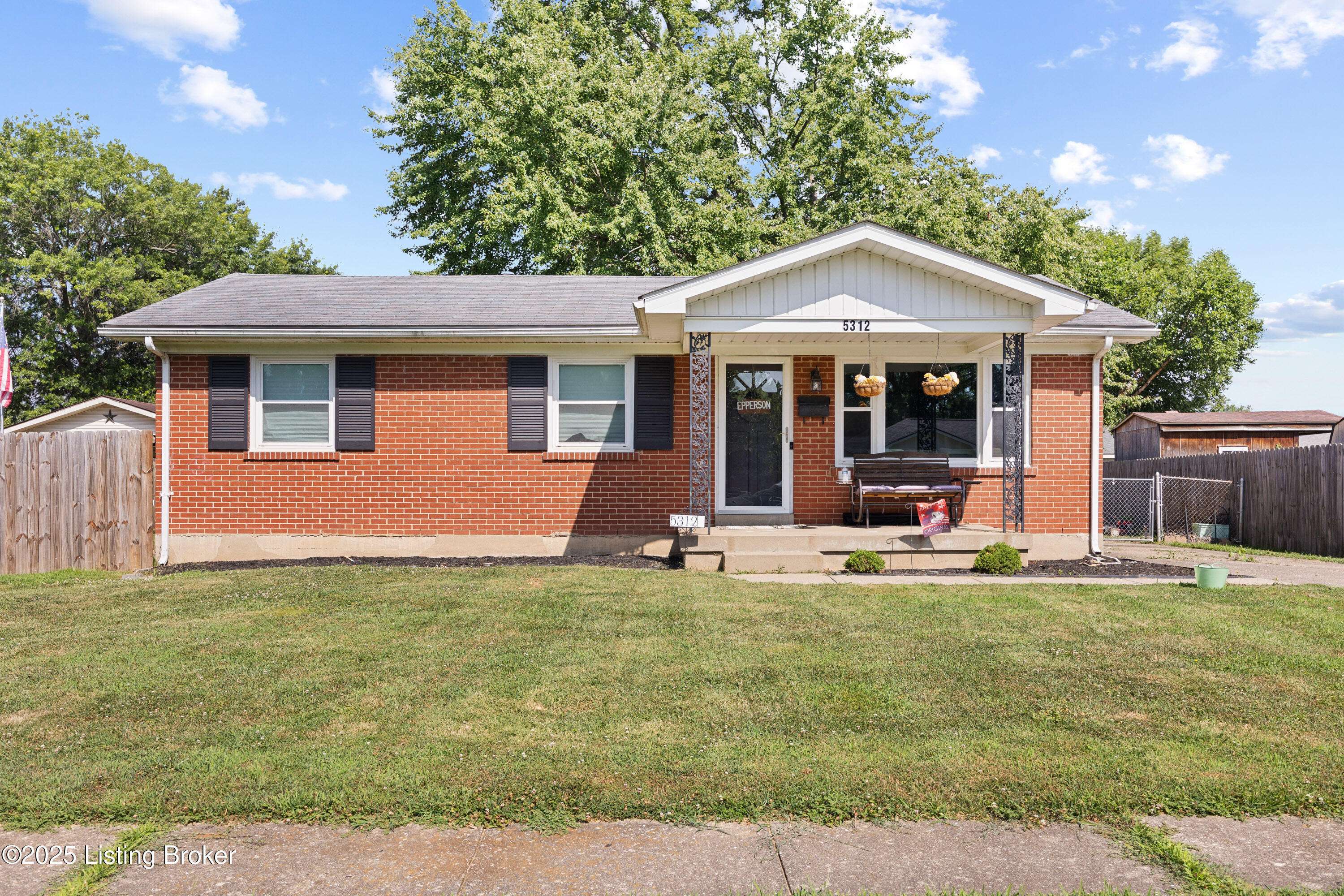 Louisville, KY 40216,5312 Mount Blanc Rd