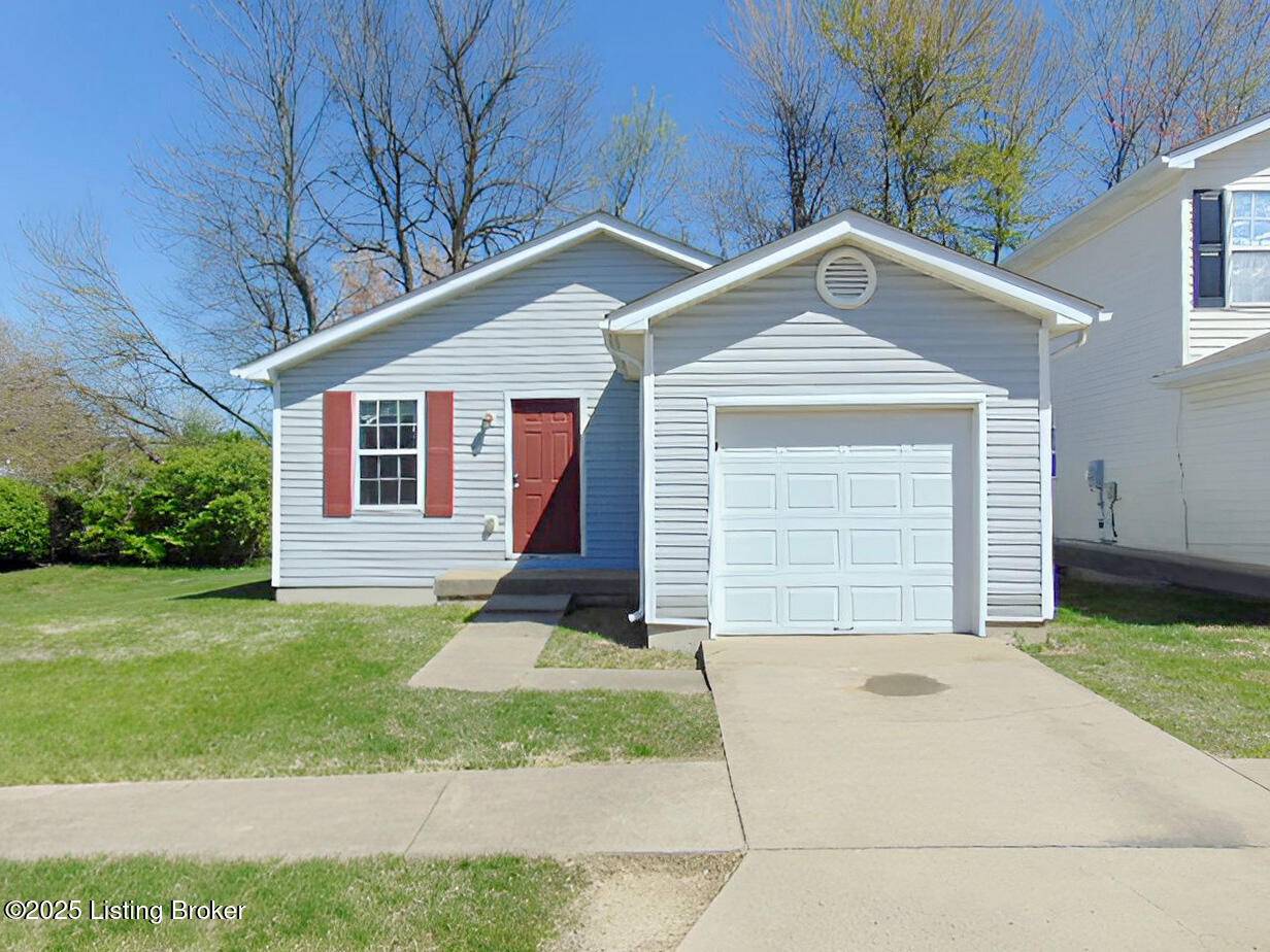 Louisville, KY 40218,6301 Cottagemeadow Dr