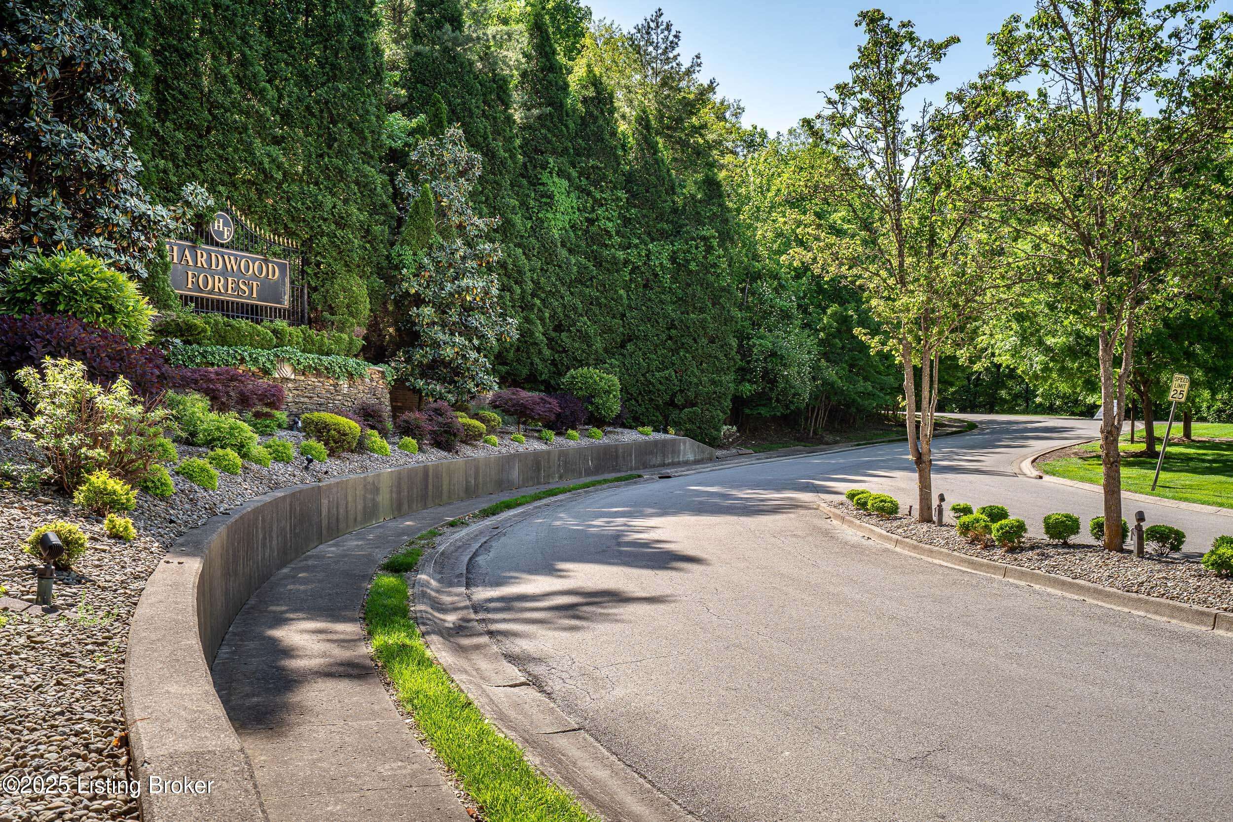 Louisville, KY 40214,4000 Alydar Ct