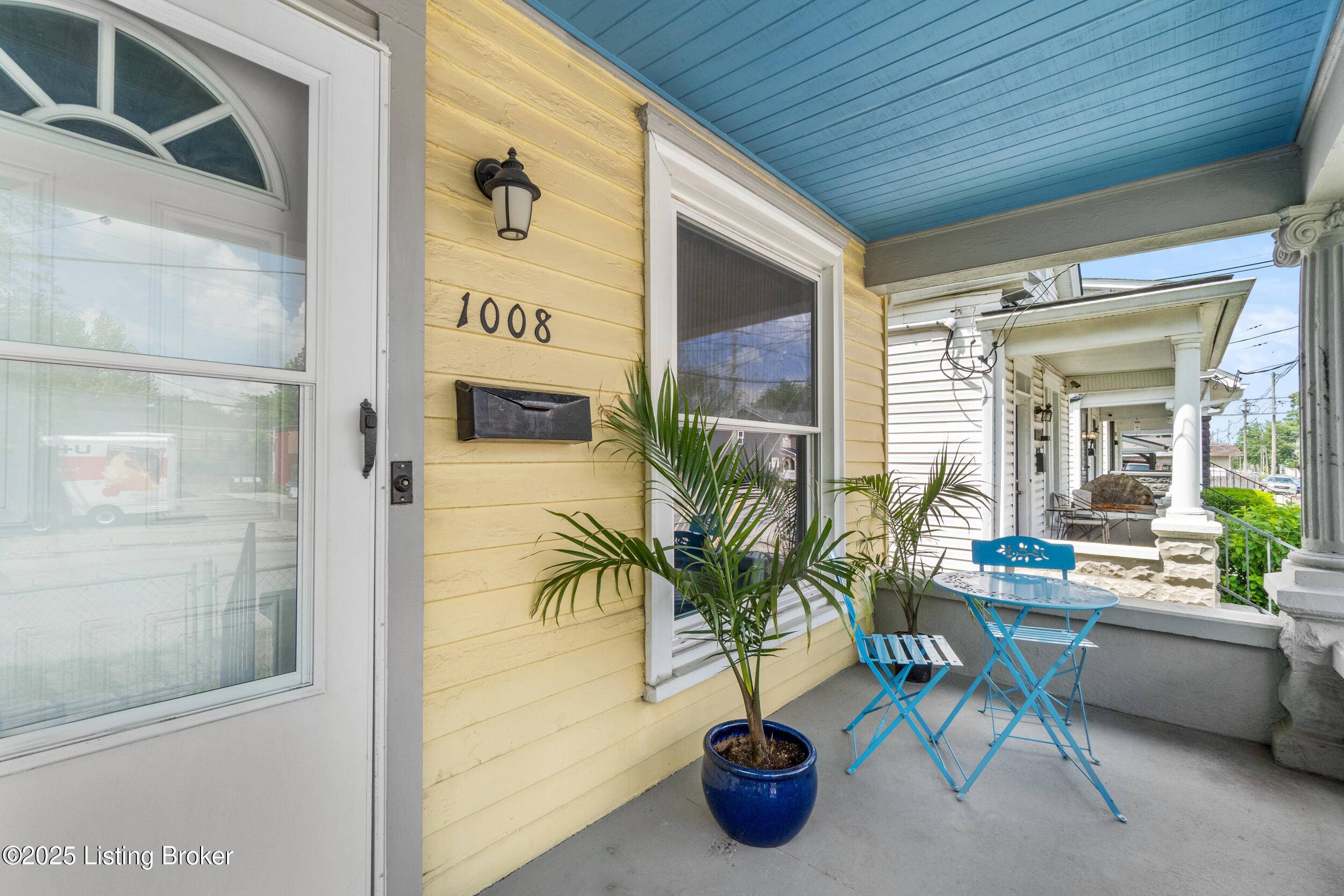 Louisville, KY 40203,1008 S Shelby St