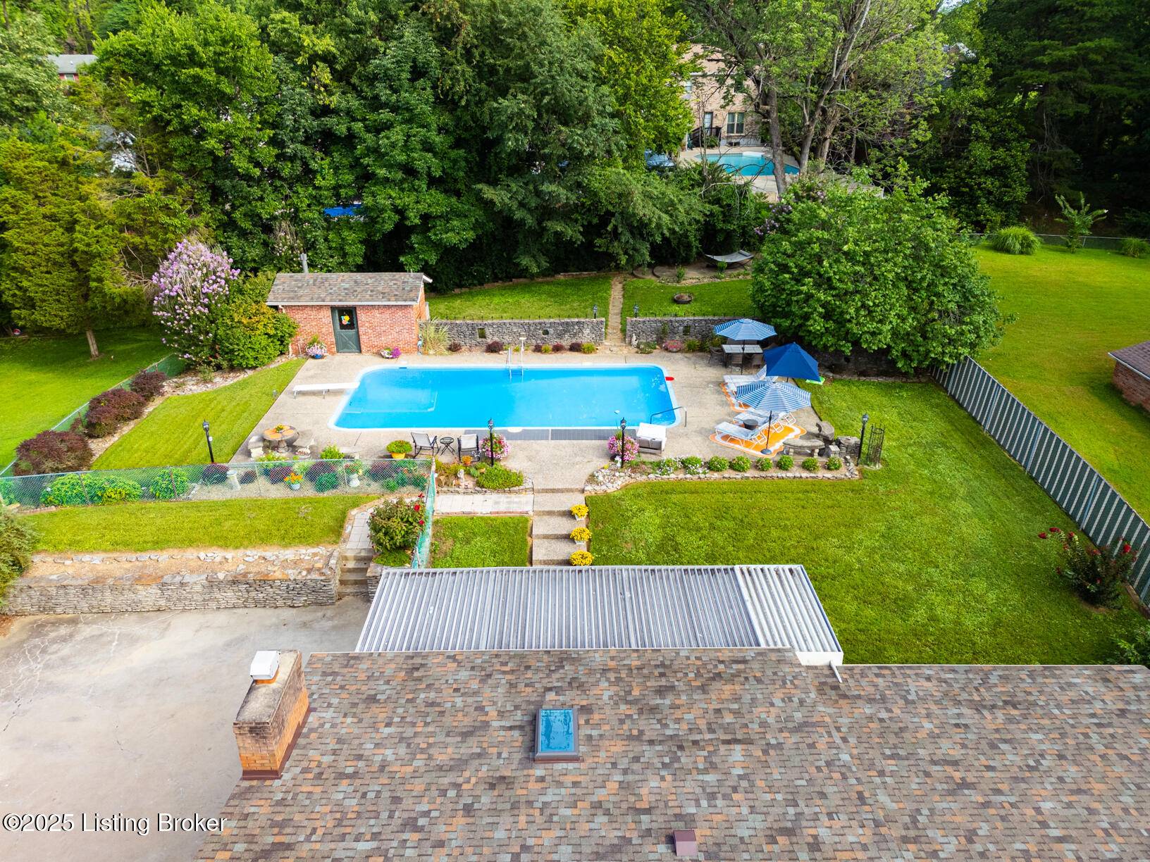 Louisville, KY 40272,2301 Windsor Forest Dr