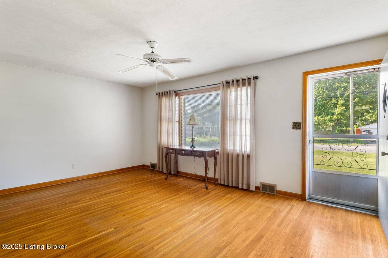 Louisville, KY 40258,6005 Cole Ave