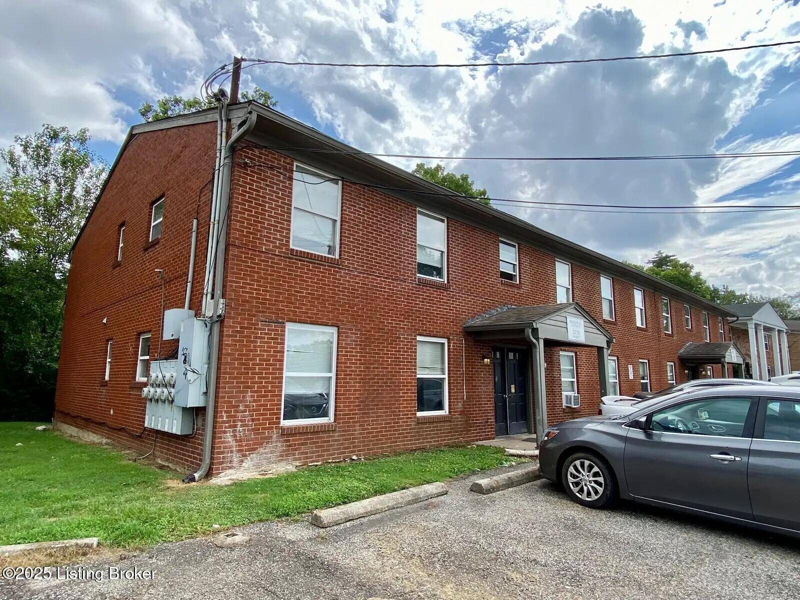 Louisville, KY 40218,3710 Noblitt Dr