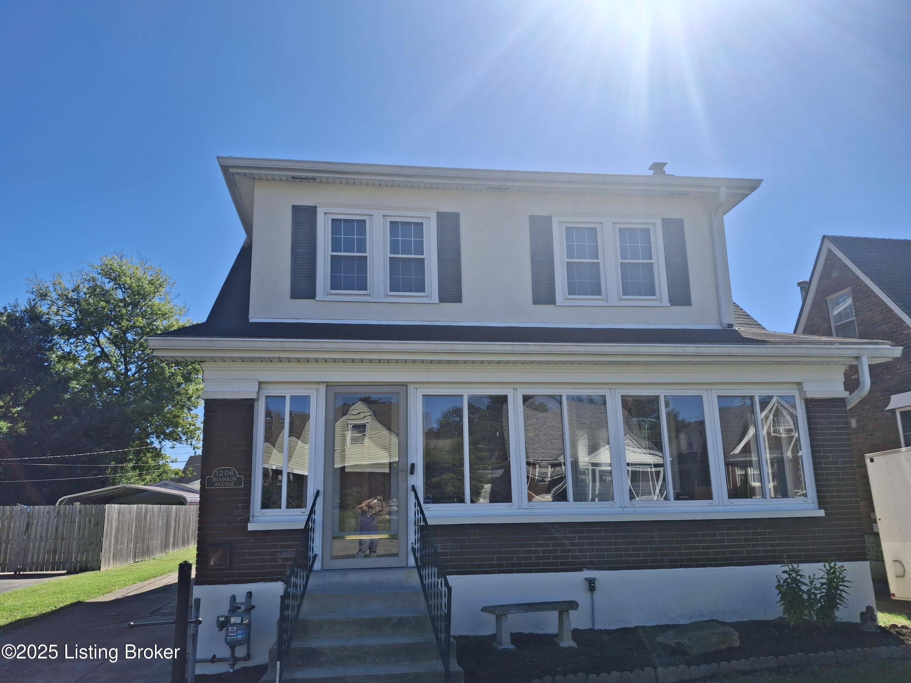 Louisville, KY 40213,1206 Bourbon Ave