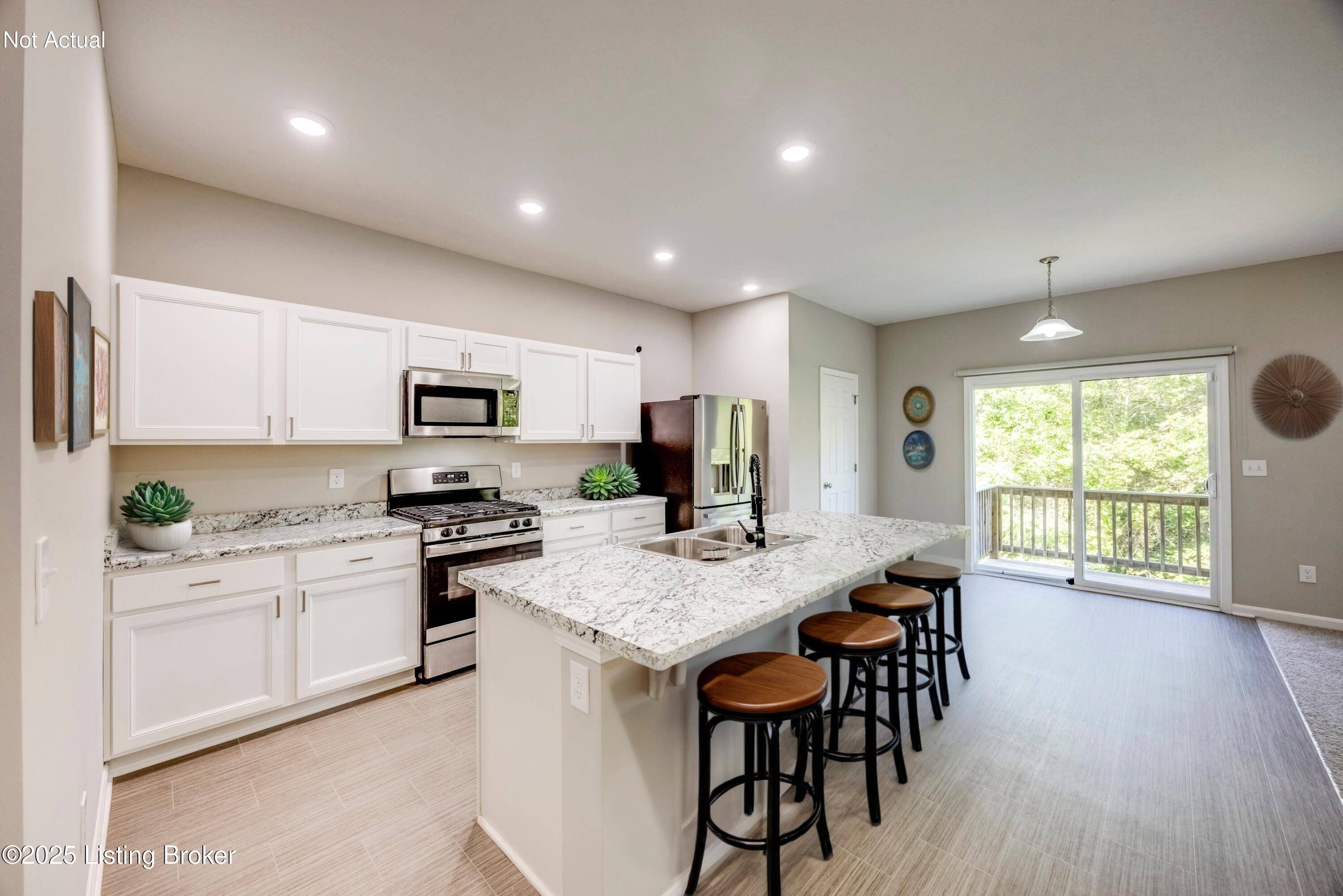 Louisville, KY 40229,11224 Comfort Ct