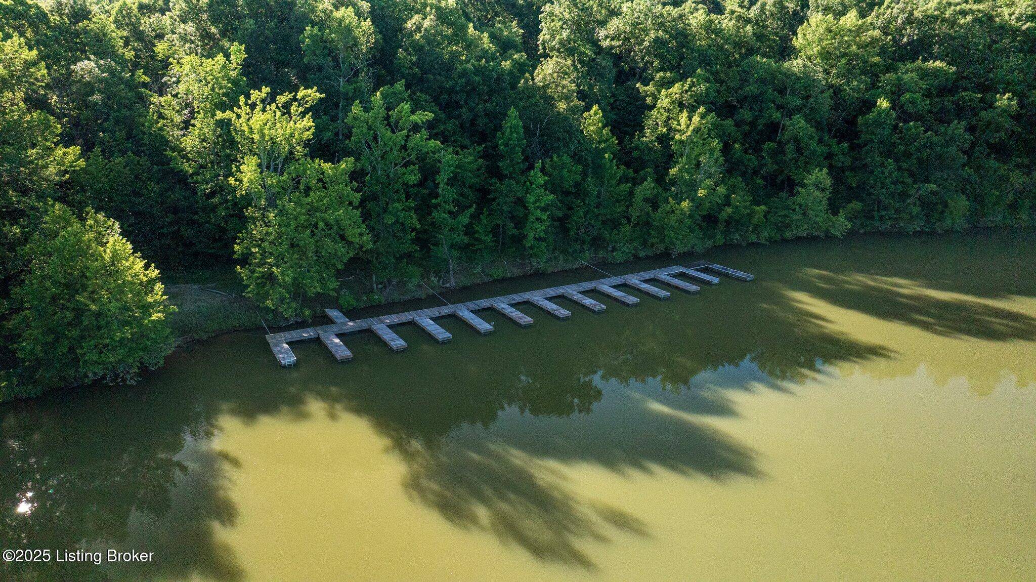 Clarkson, KY 42726,37 Conoloway Bay Dr