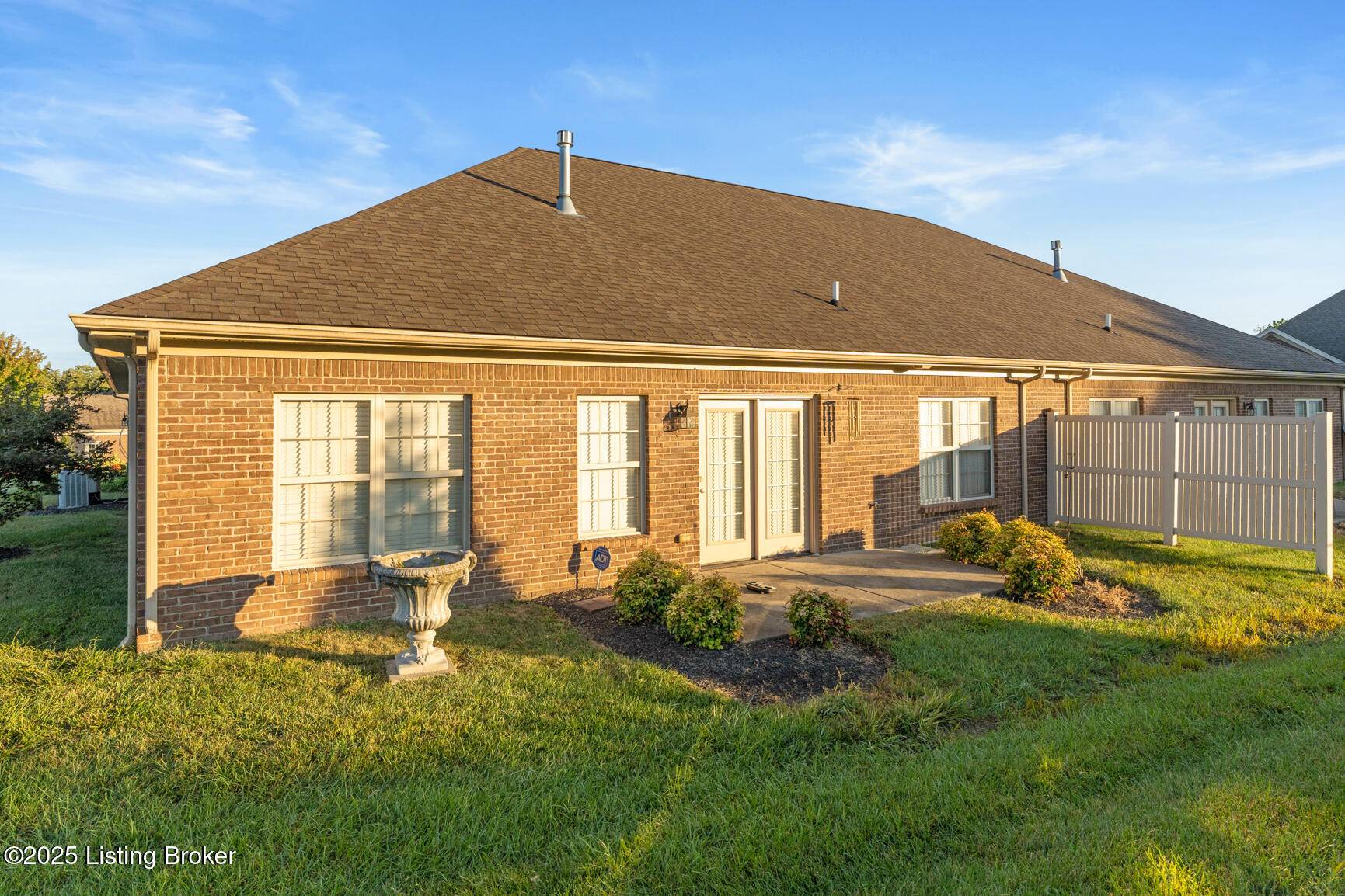 Shelbyville, KY 40065,629 Shoshone Ct