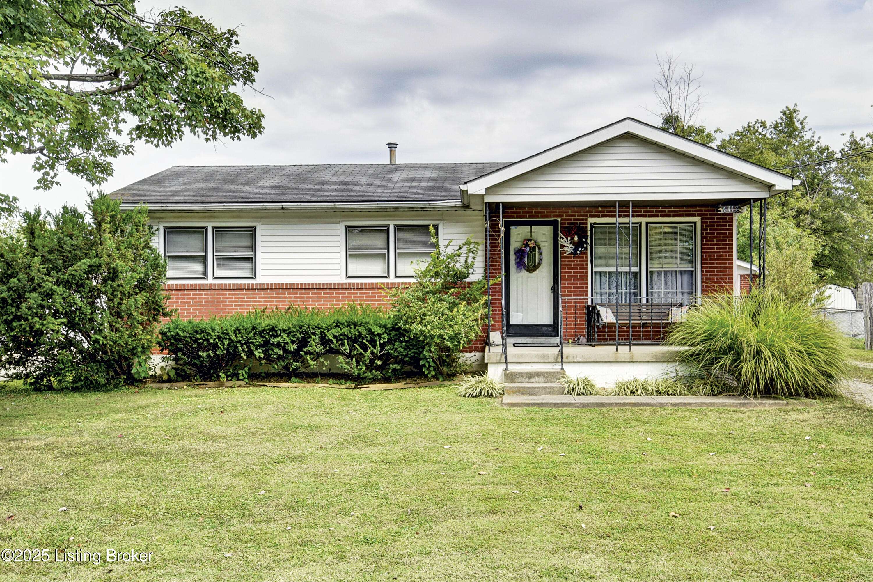 Louisville, KY 40229,6117 Toebbe Ln