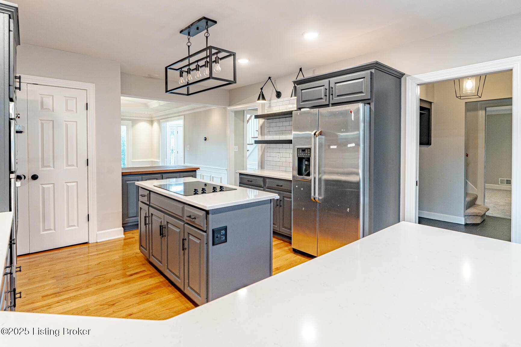 Louisville, KY 40245,838 Lake Forest Pkwy