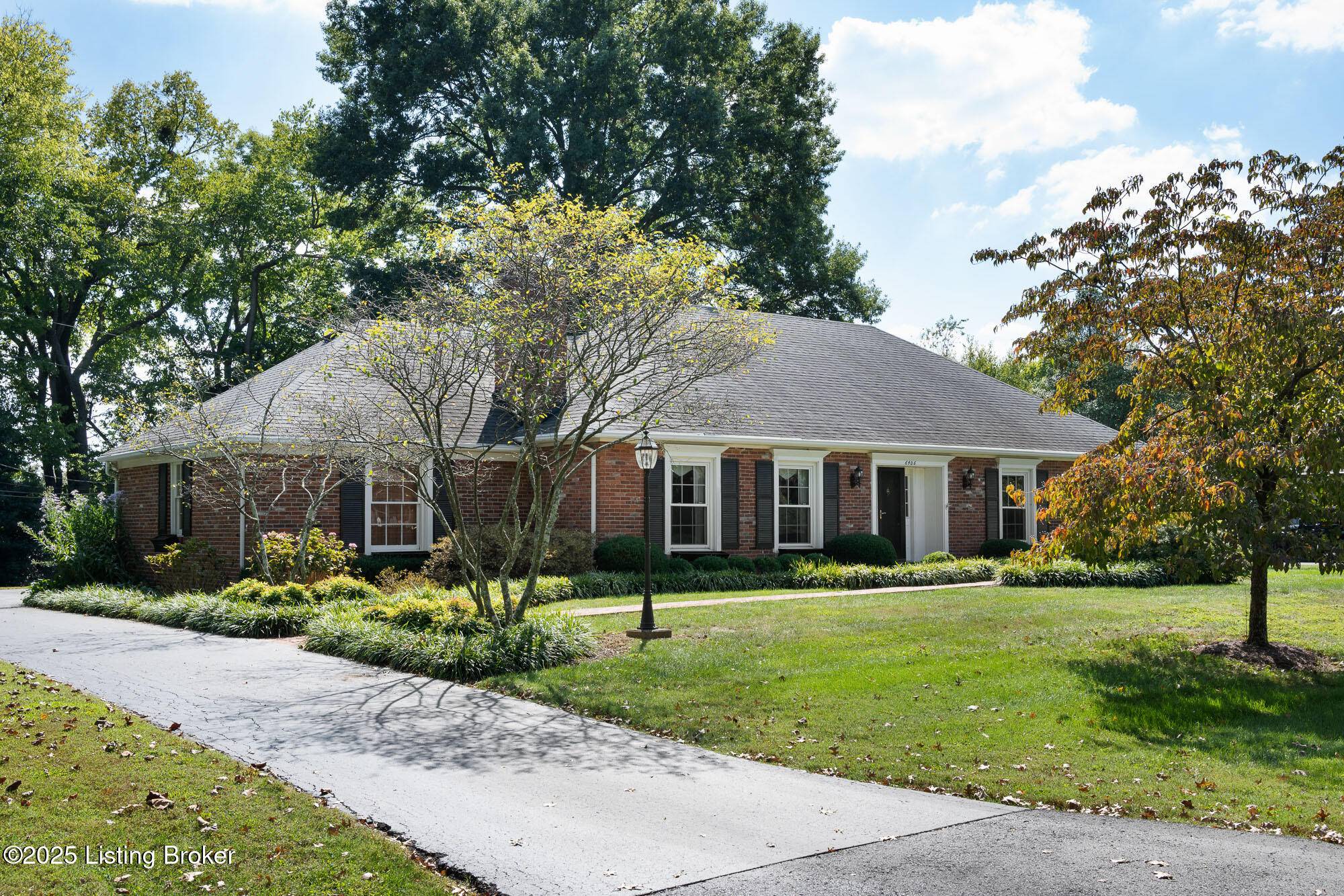 Louisville, KY 40222,6406 Glenwood Rd