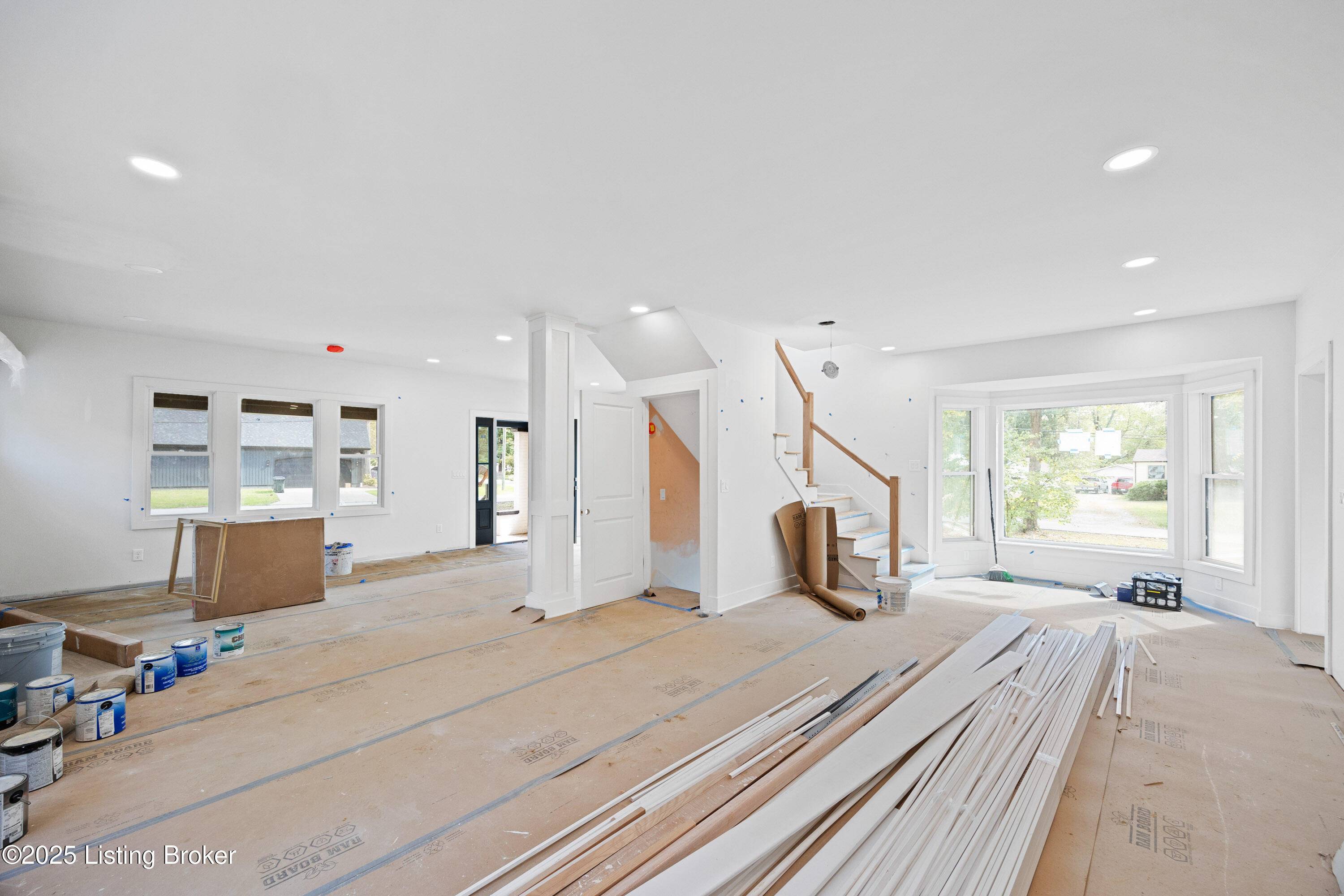 Louisville, KY 40222,400 Wood Rd