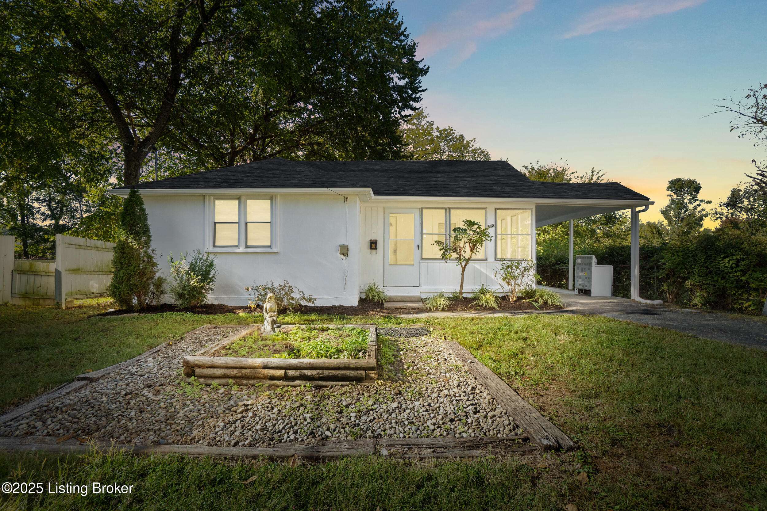 Louisville, KY 40222,518 Washburn Ave