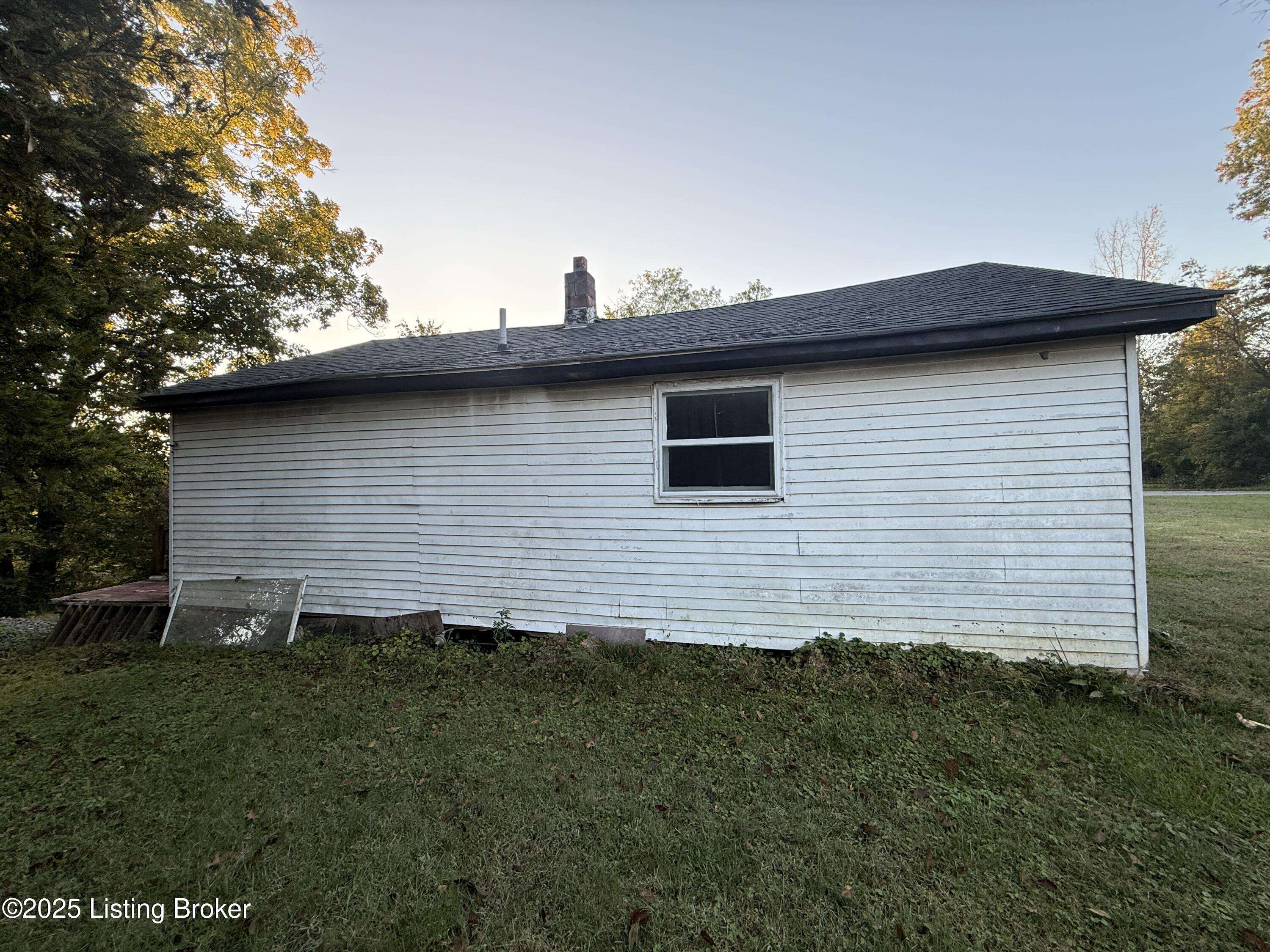 Shepherdsville, KY 40165,160 Harley Dr