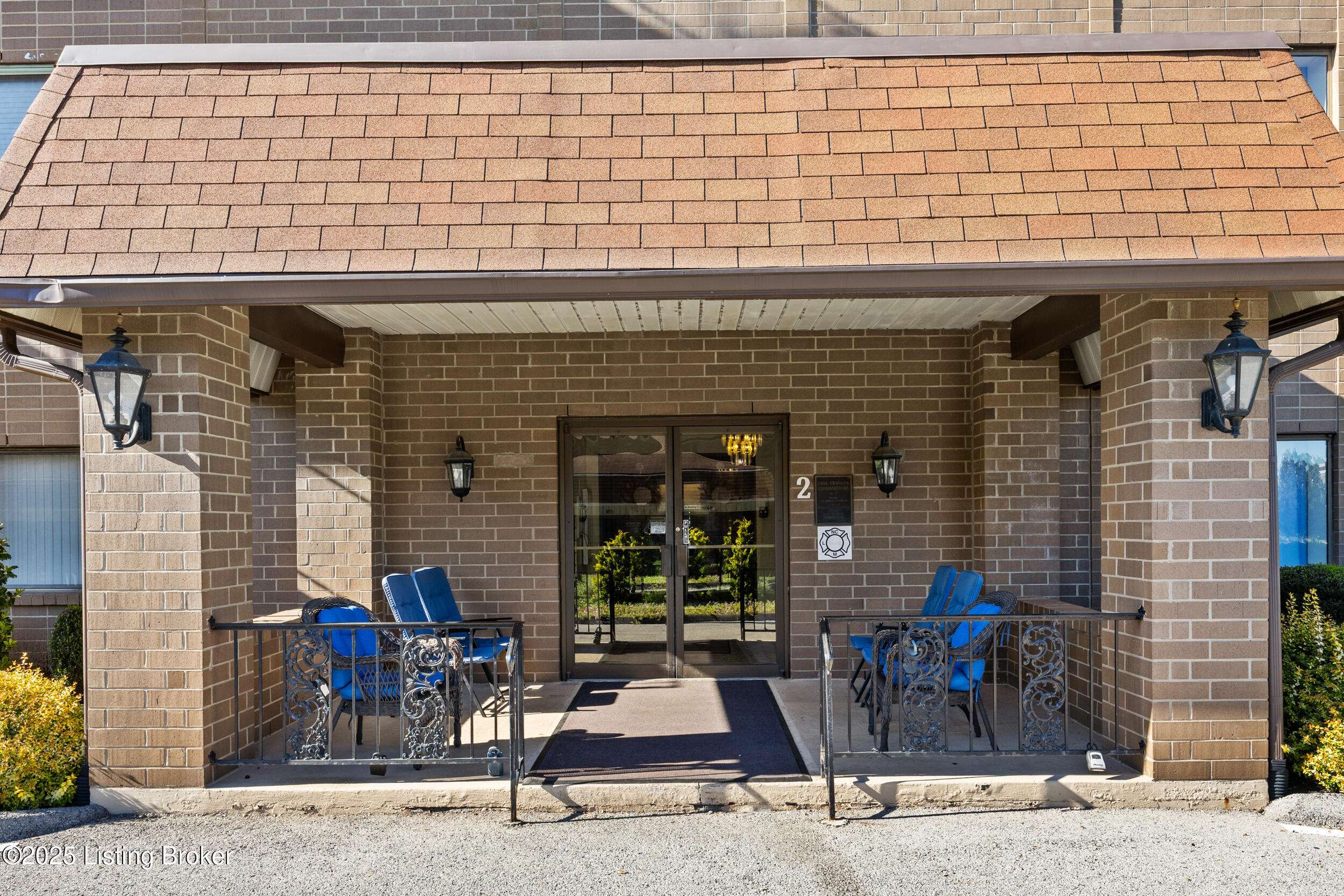 Louisville, KY 40220,3030 Breckenridge Ln #514