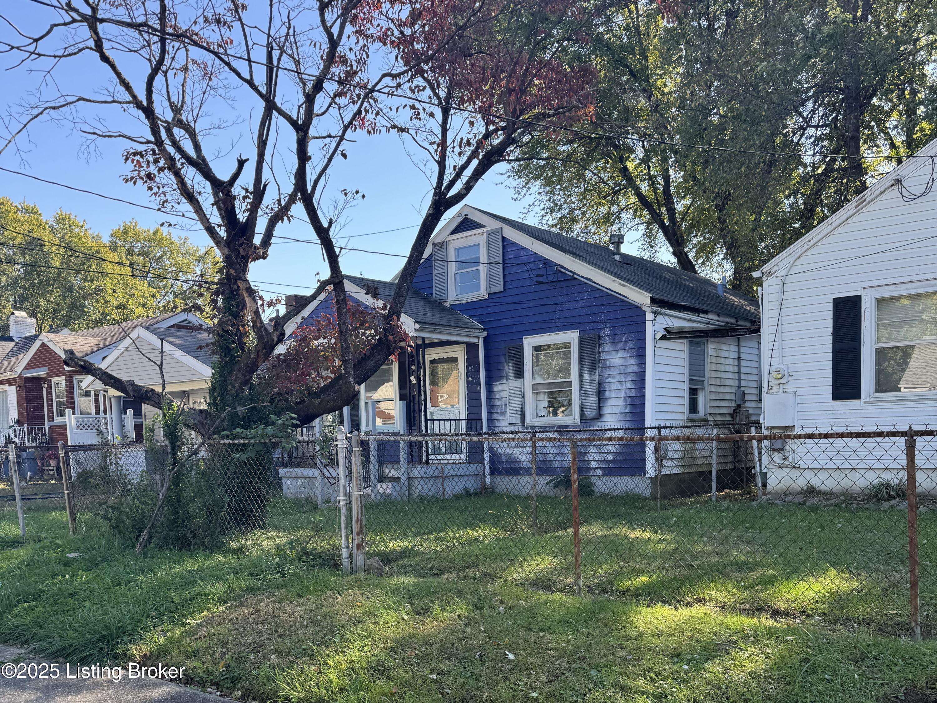 Louisville, KY 40215,818 Dresden Ave