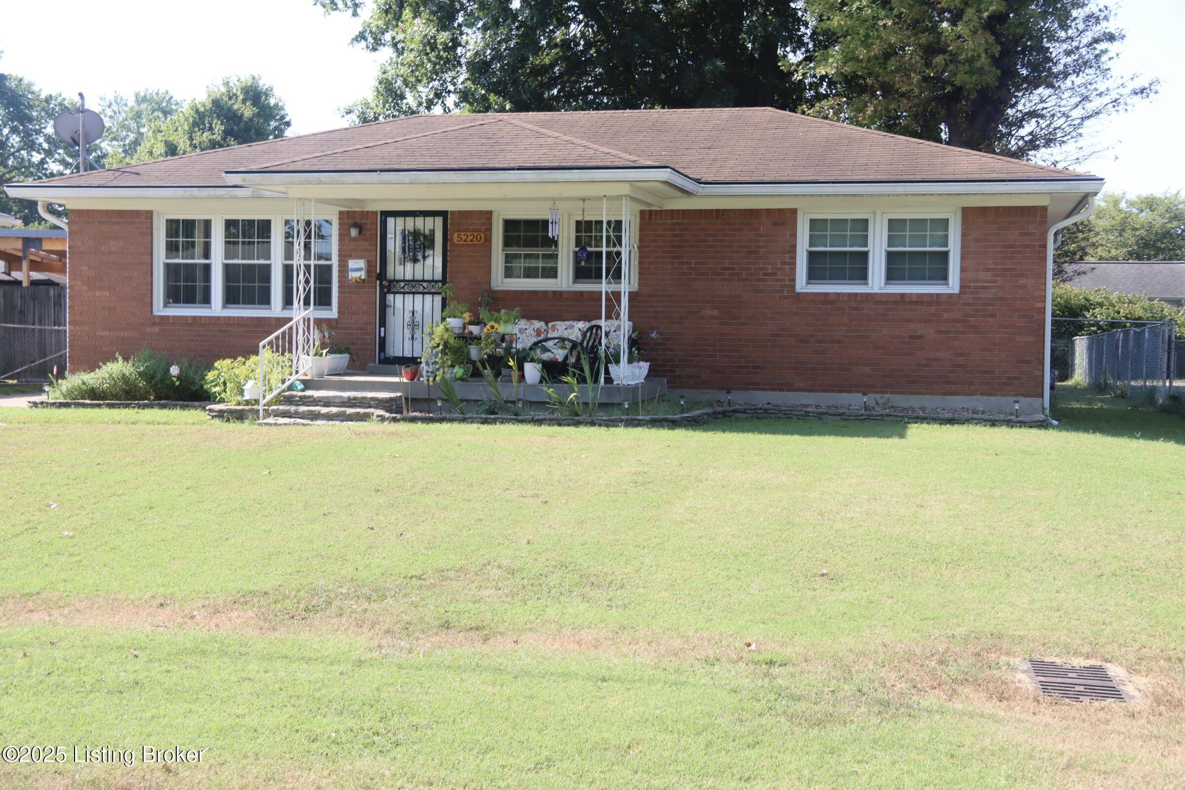 Louisville, KY 40258,5220 Skylight Dr