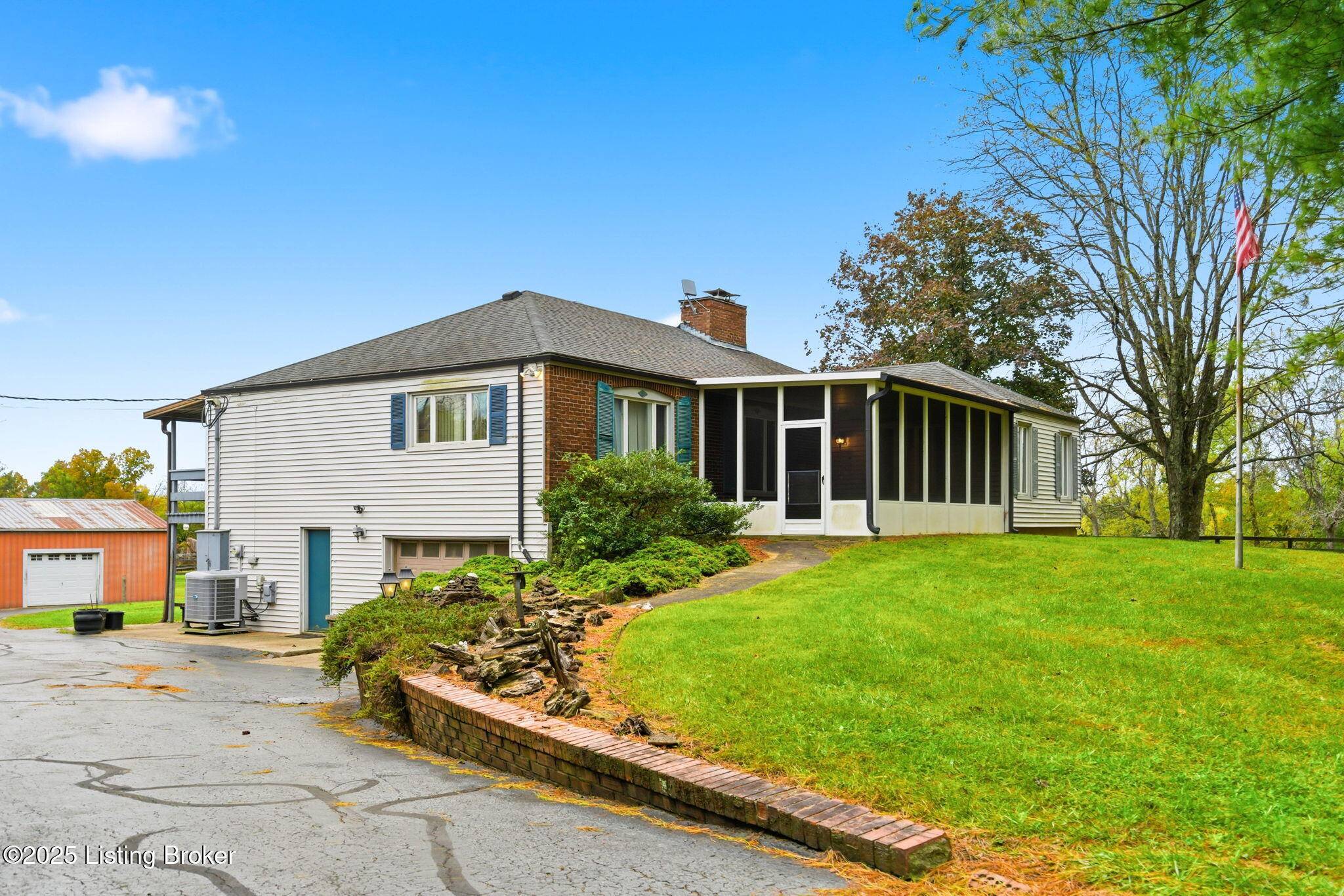 Crestwood, KY 40014,6209 Osage Rd