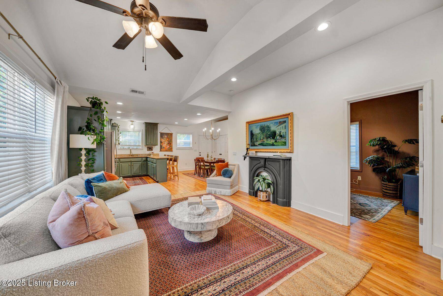 Louisville, KY 40217,811 Milton St