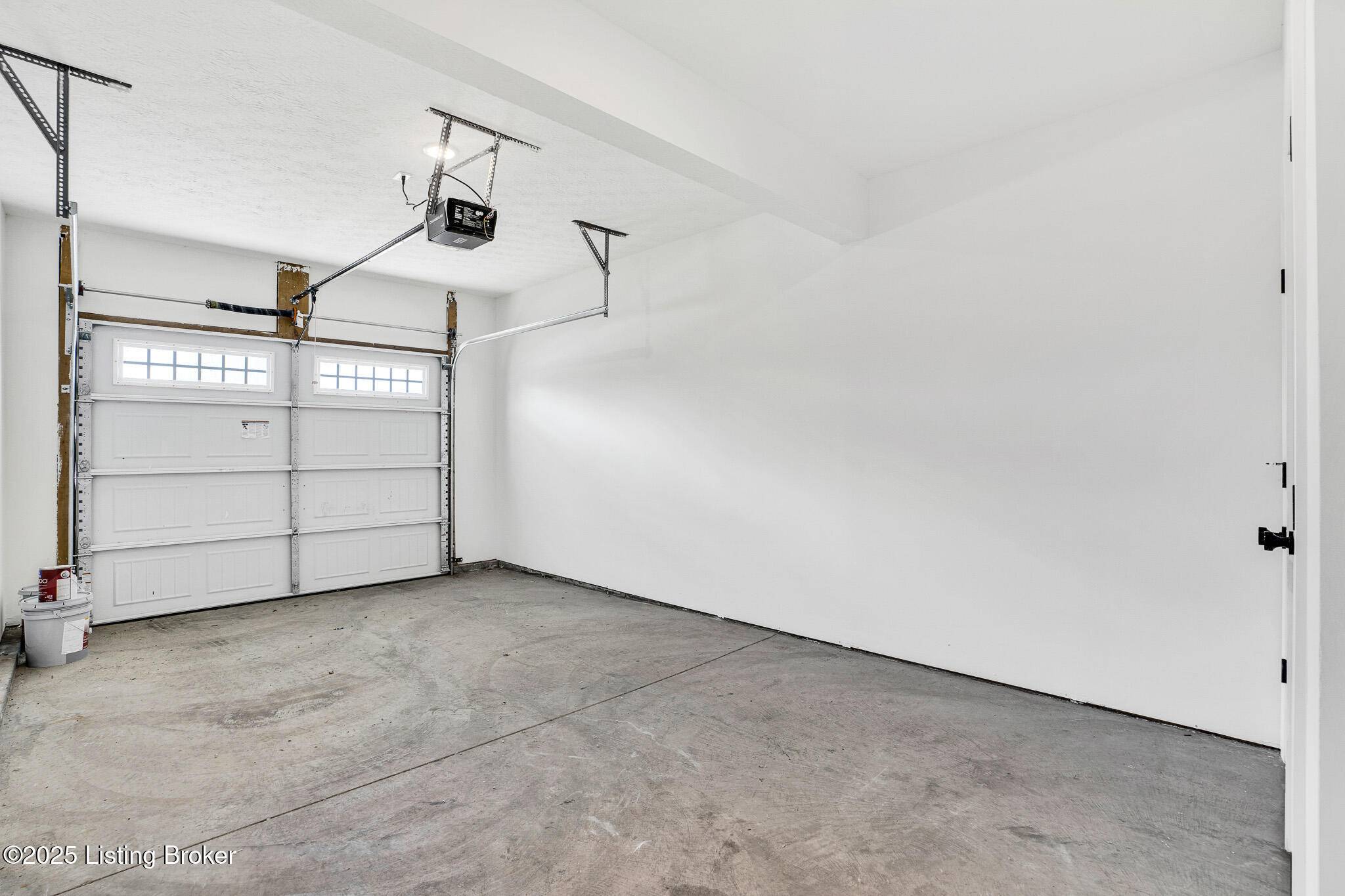 Louisville, KY 40258,6102 Goalby Dr