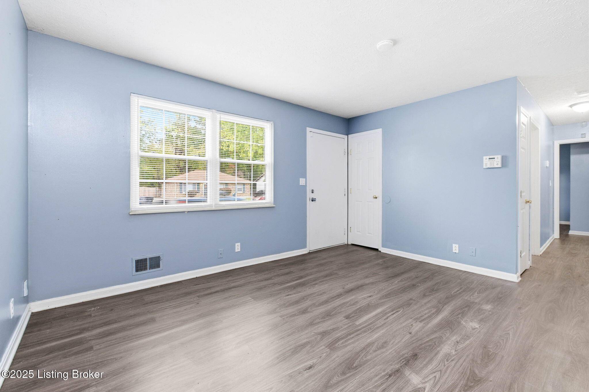 Louisville, KY 40258,6217 Jeffrey Dr