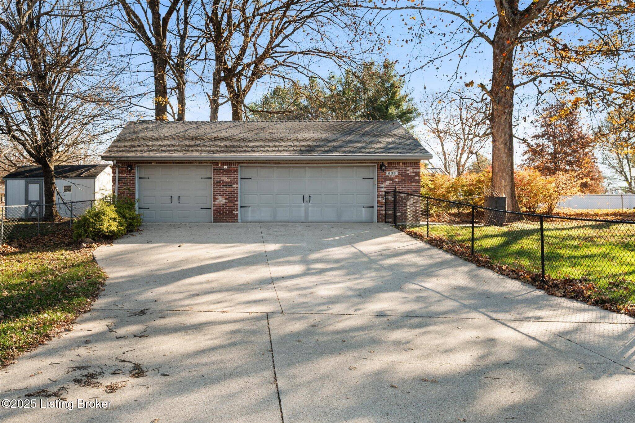 Shepherdsville, KY 40165,239 Shady Pond Ln