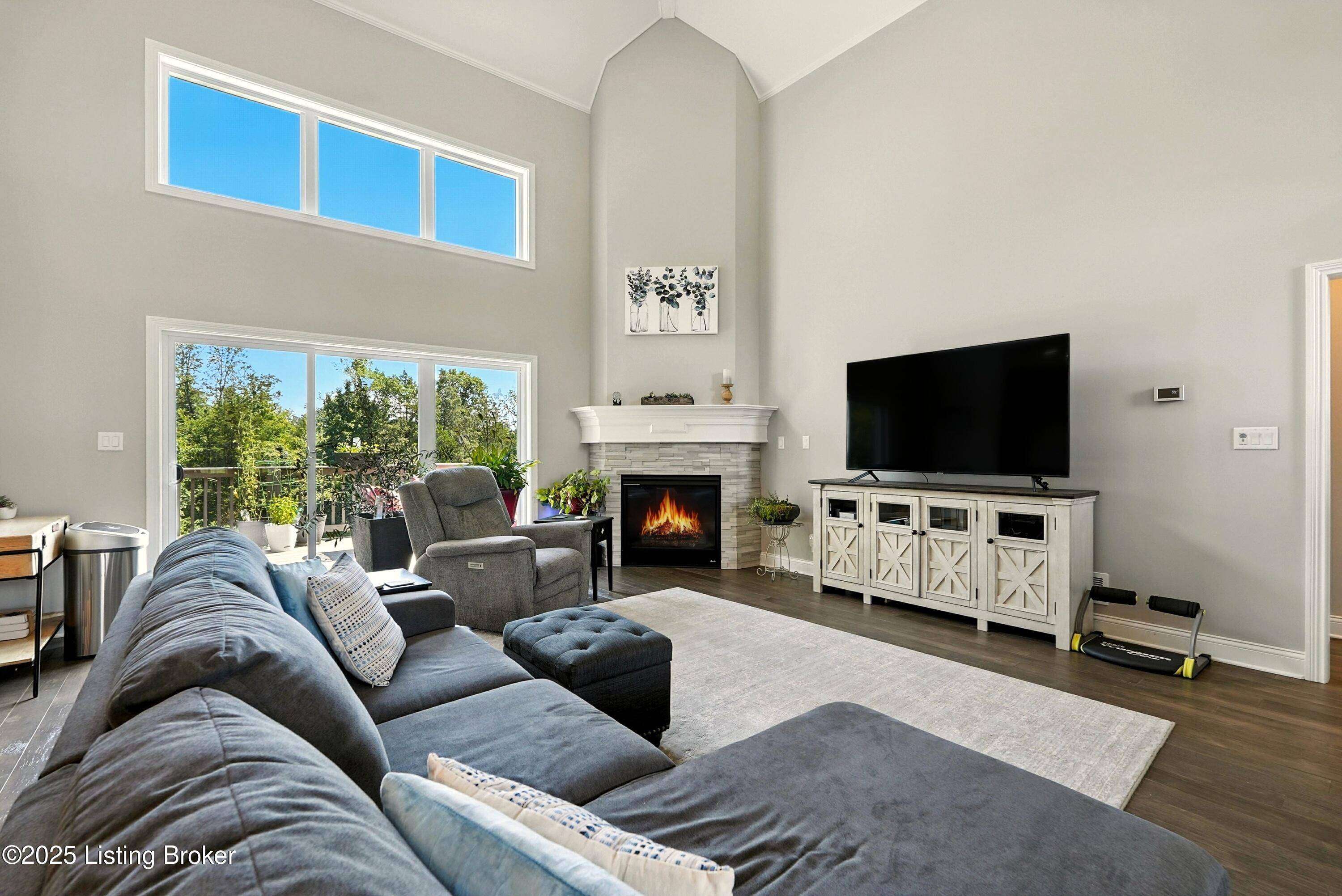 Crestwood, KY 40014,7387 Grand Oaks Dr