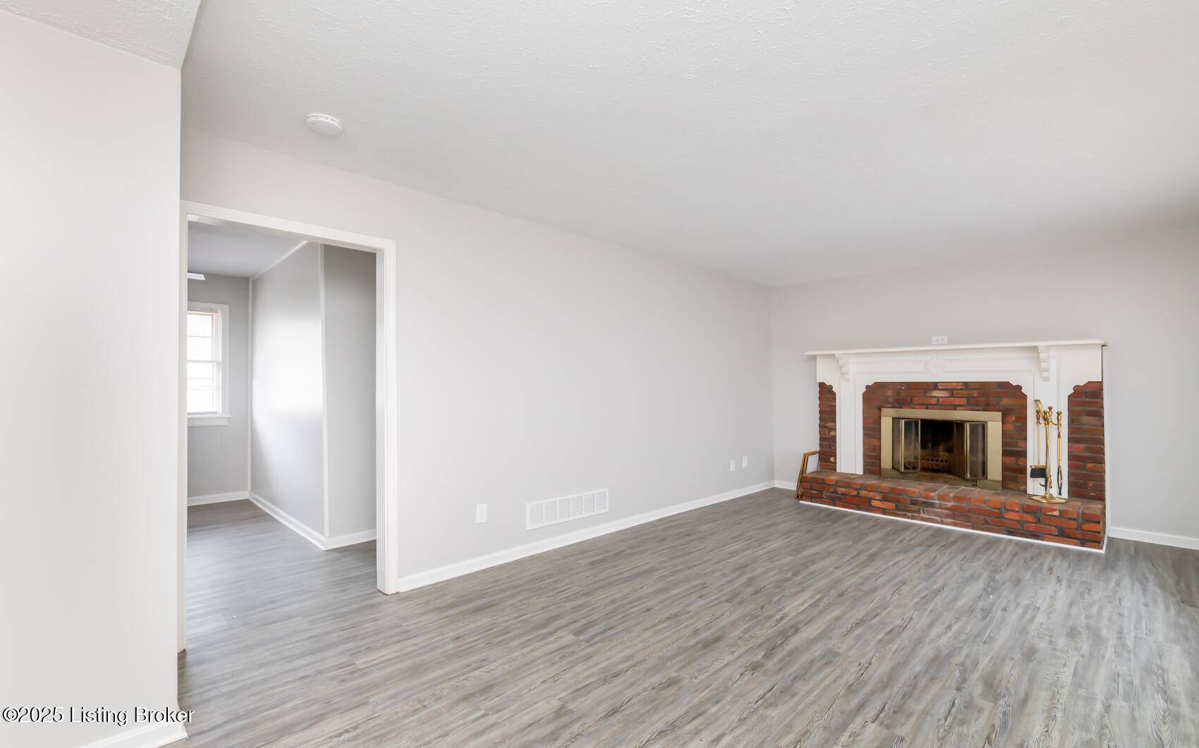 Louisville, KY 40272,10209 Eve Dr