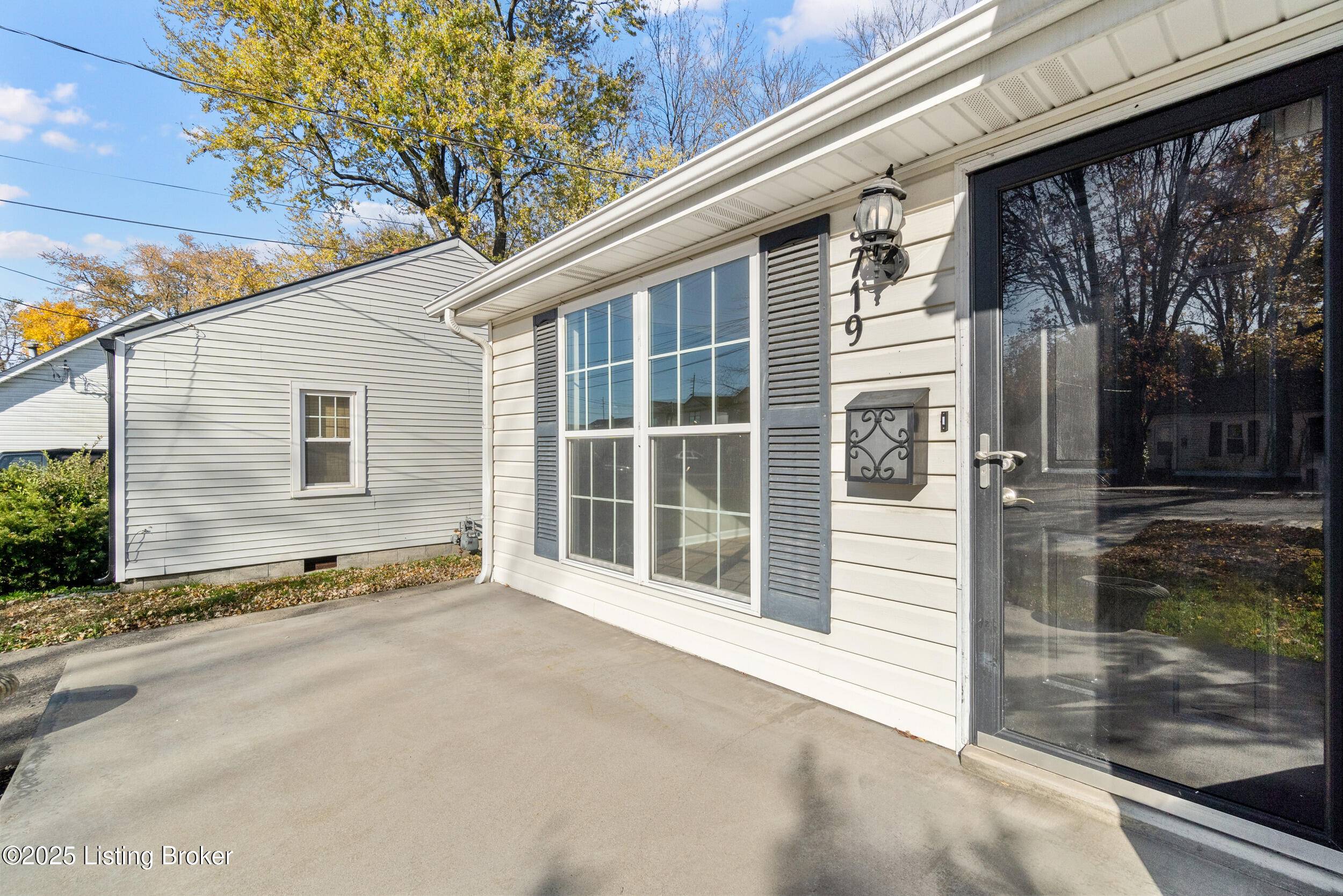 Louisville, KY 40218,3719 Selma Ave